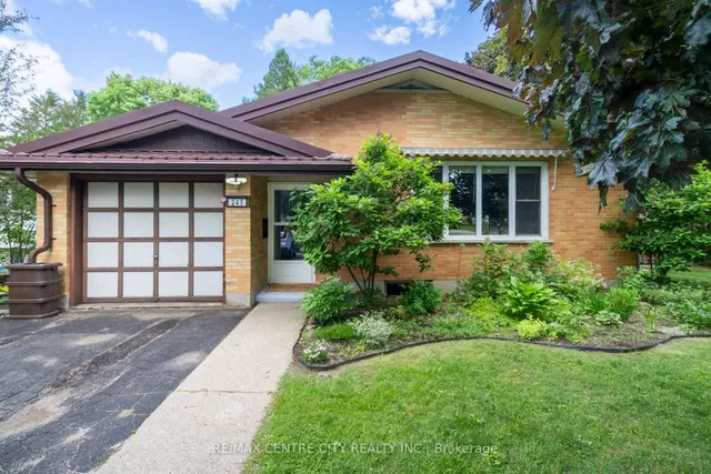245 Dominion St, Strathroy-Caradoc 2