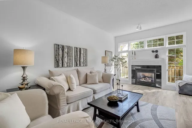 519 Riverside Dr #39, London North 3