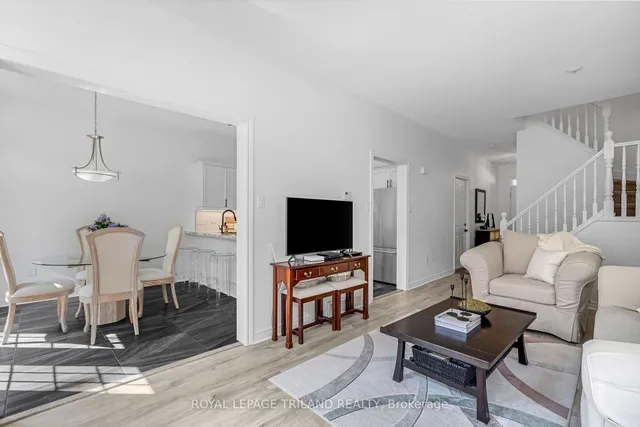 519 Riverside Dr #39, London North 5