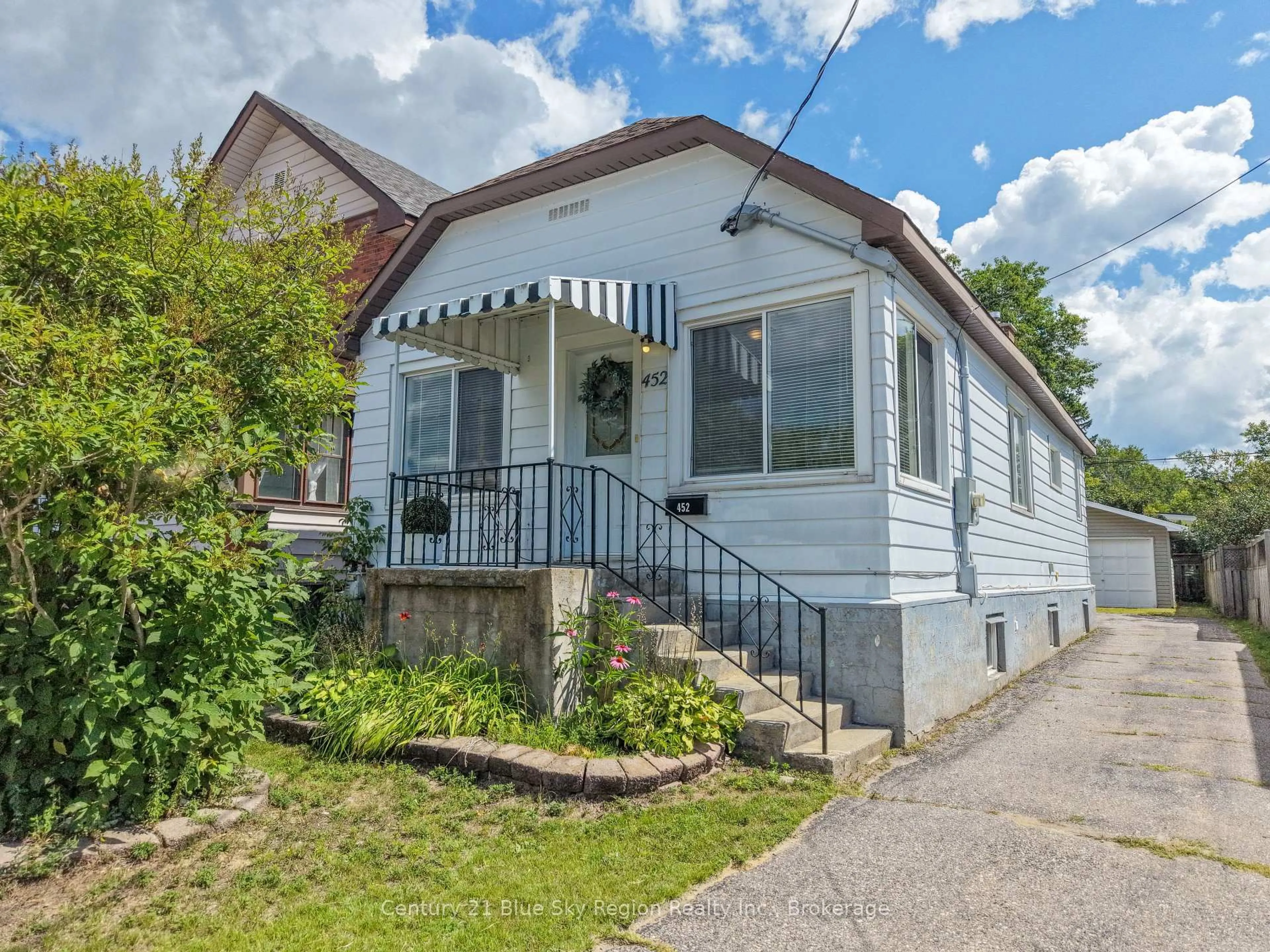 Unknown for 452 King St, North Bay Ontario P1B 6A2
