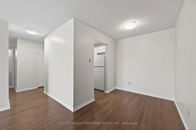 136 Conway Dr #52, London South 5