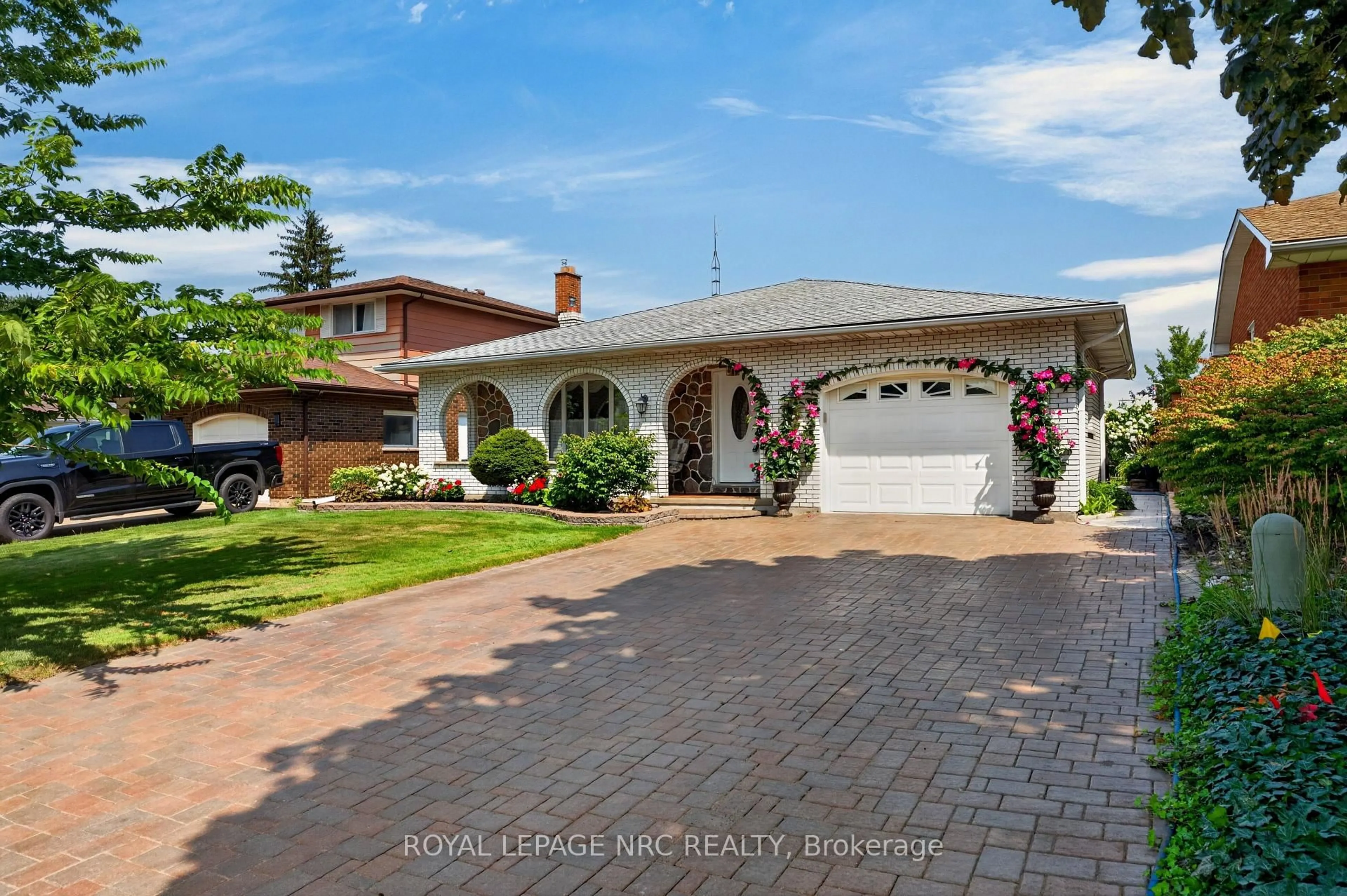 Unknown for 43 Brimley Cres, St. Catharines Ontario L2M 7A8