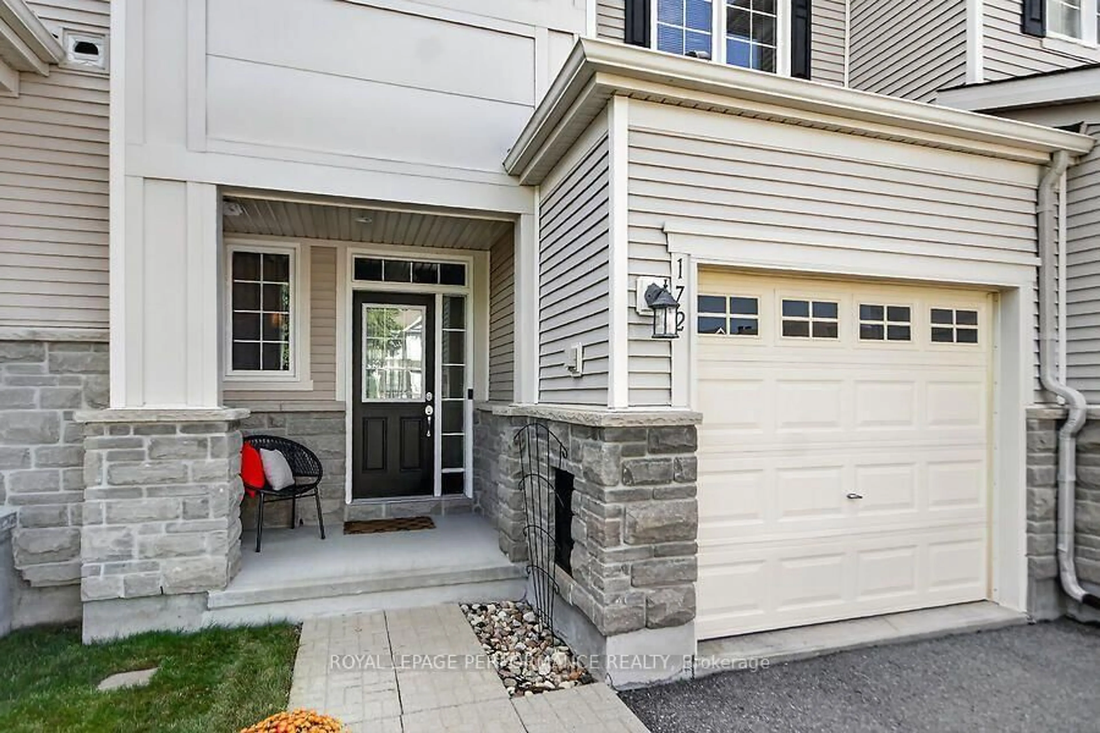 Unknown for 172 Laramie Cres, Ottawa Ontario K2J 5Z8