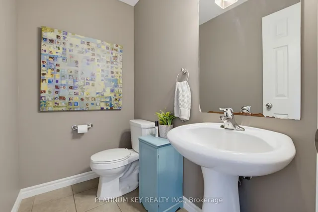 114 Jenna Dr, Strathroy-Caradoc 5