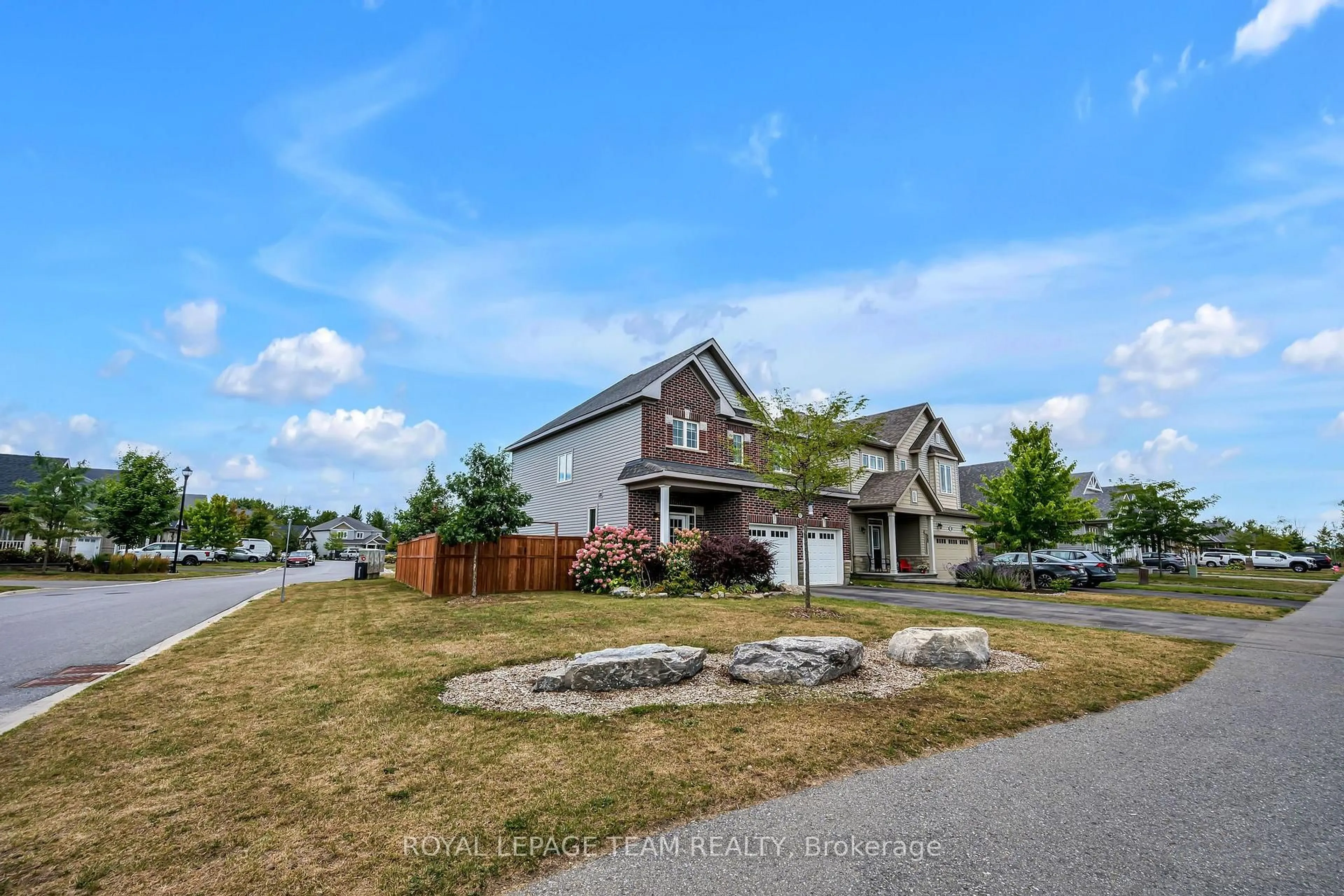 A pic from outside/outdoor area/front of a property/back of a property/a pic from drone, unknown for 1201 Depencier Dr, North Grenville Ontario K0G 1J0
