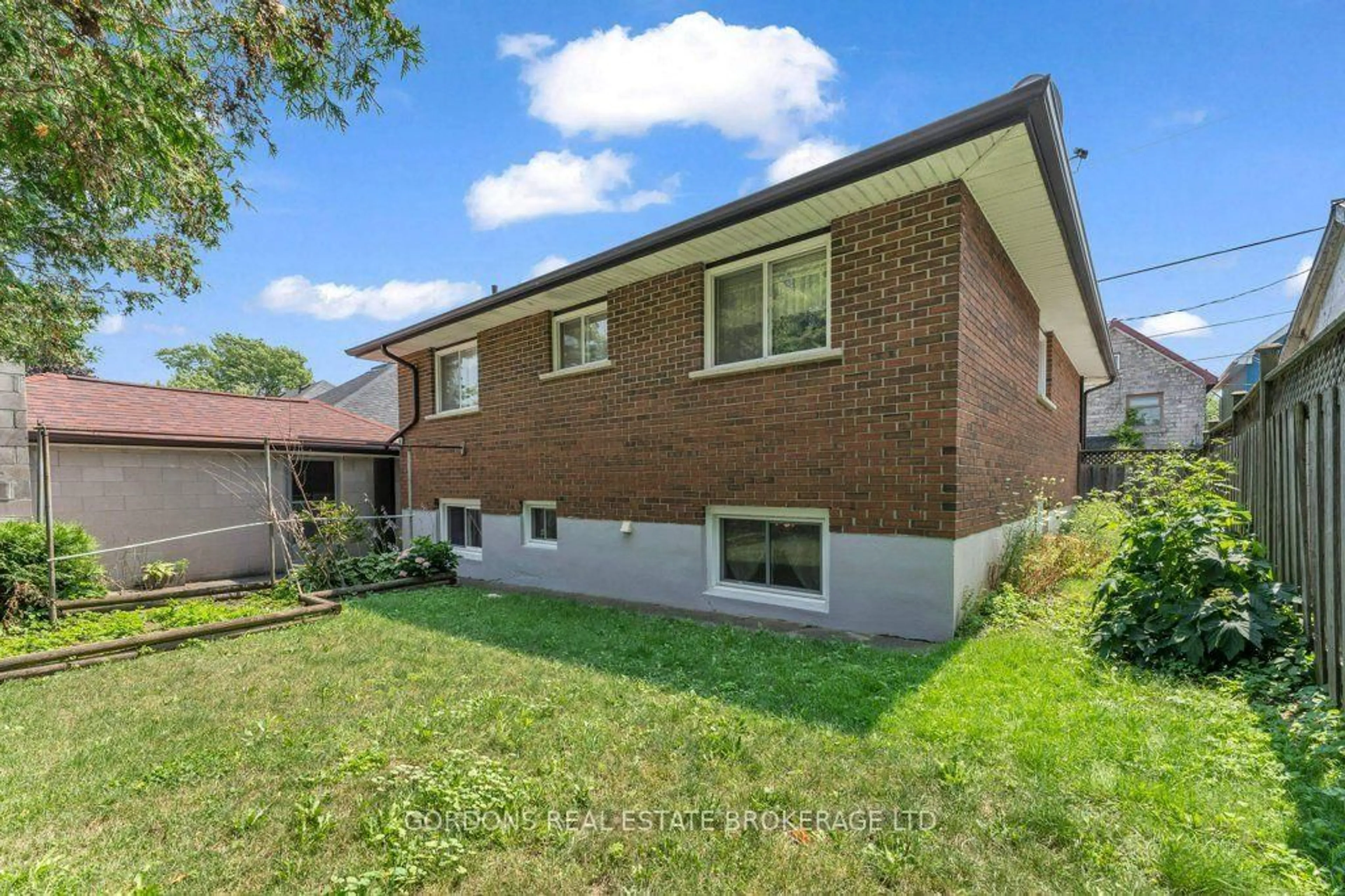 Home with brick exterior material, unknown for 33 Plum St, Kingston Ontario K7K 1T3