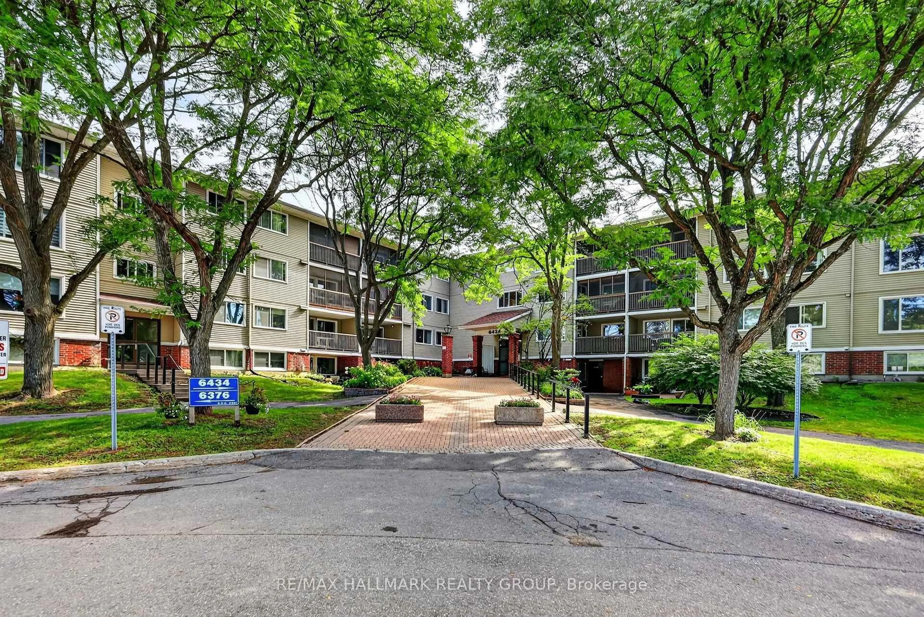 Unknown for 6434 Bilberry Dr #109, Ottawa Ontario K1C 4P5