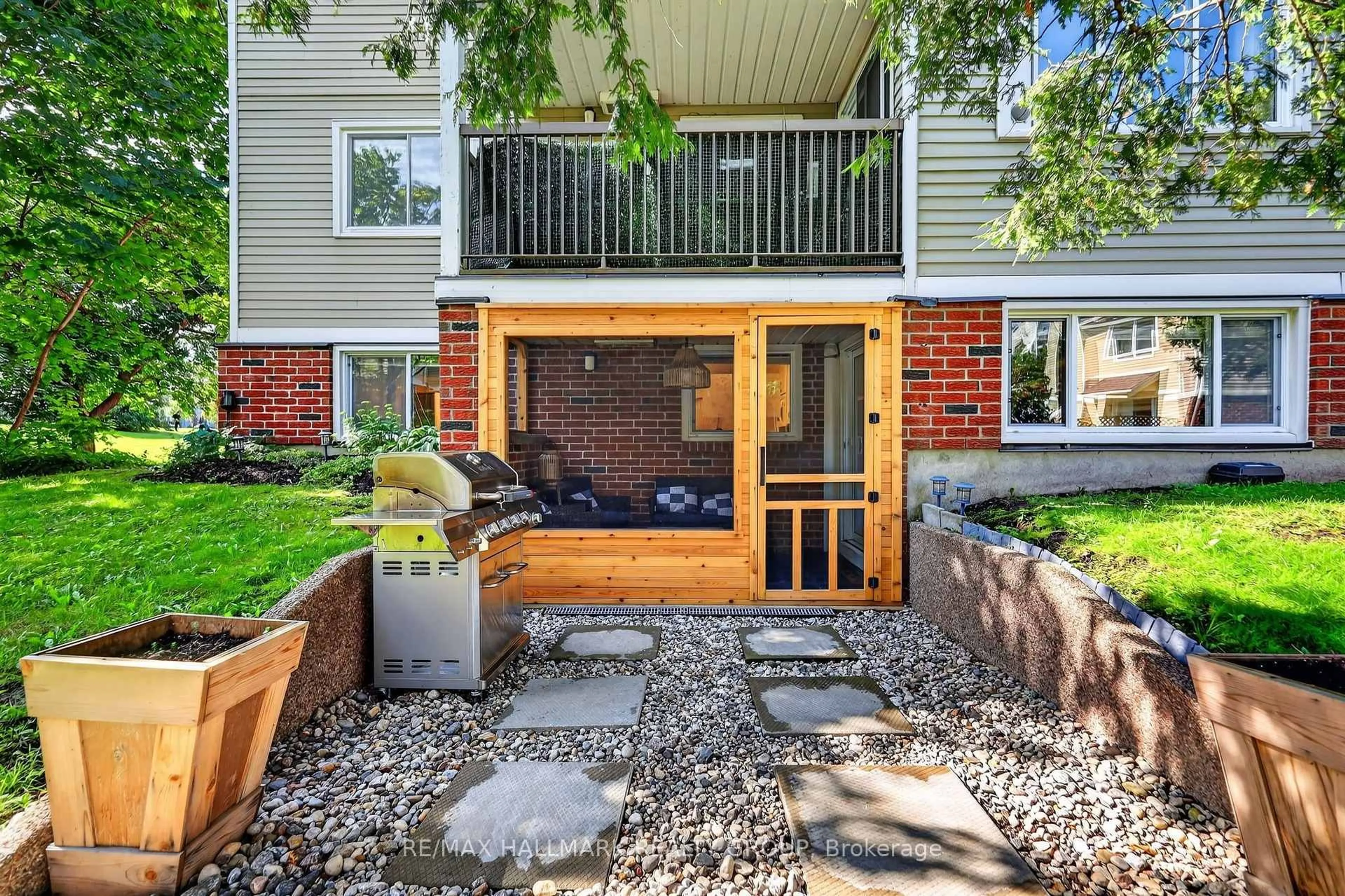 Patio, street for 6434 Bilberry Dr #109, Ottawa Ontario K1C 4P5