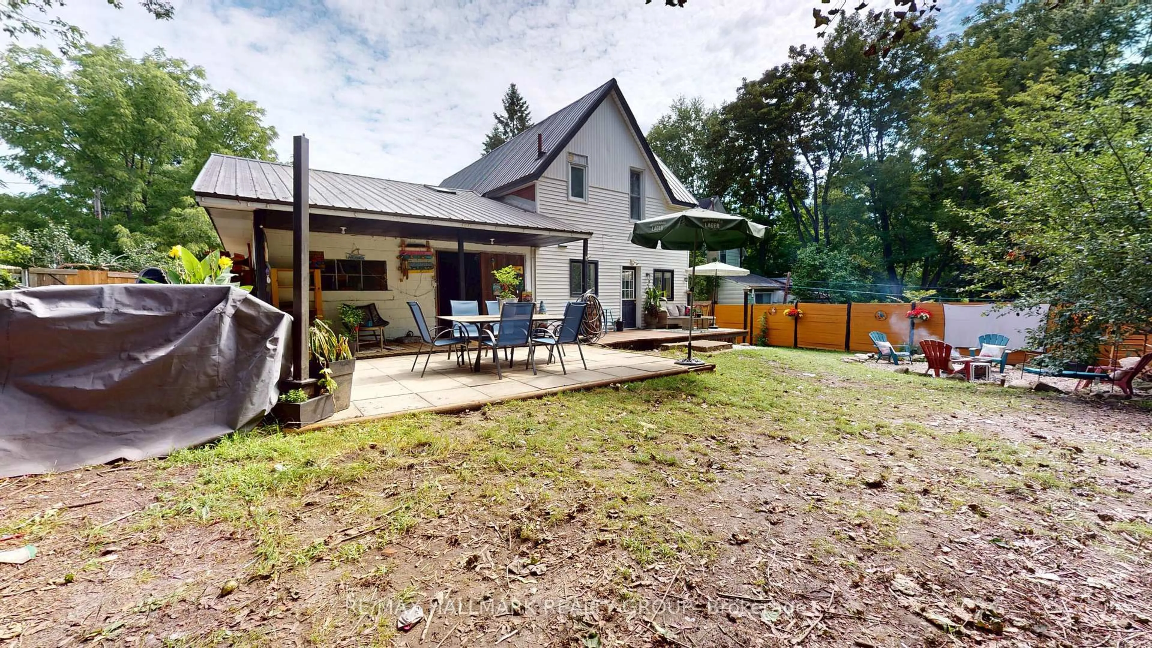 Patio, street for 4 Franklin St, Brockville Ontario K6V 5H6