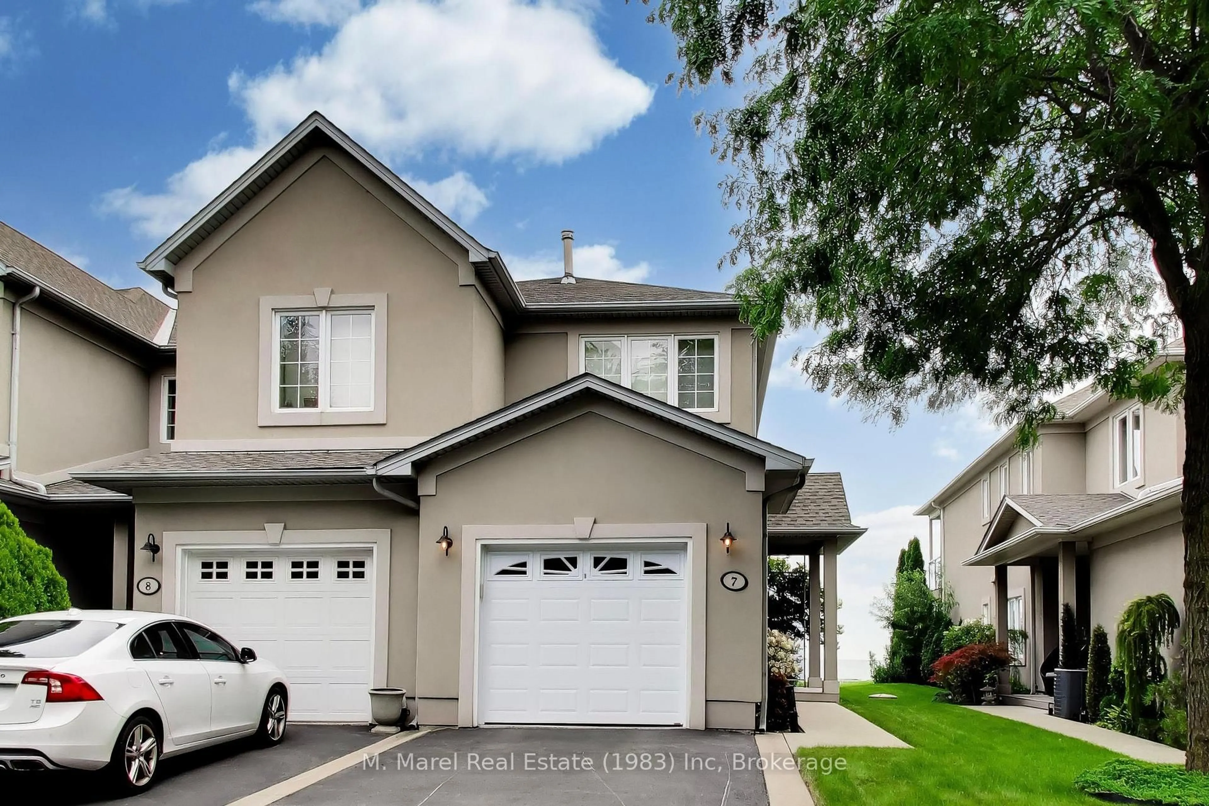 Home with vinyl exterior material, street for 484 Millen Rd #7, Hamilton Ontario L8E 6G4