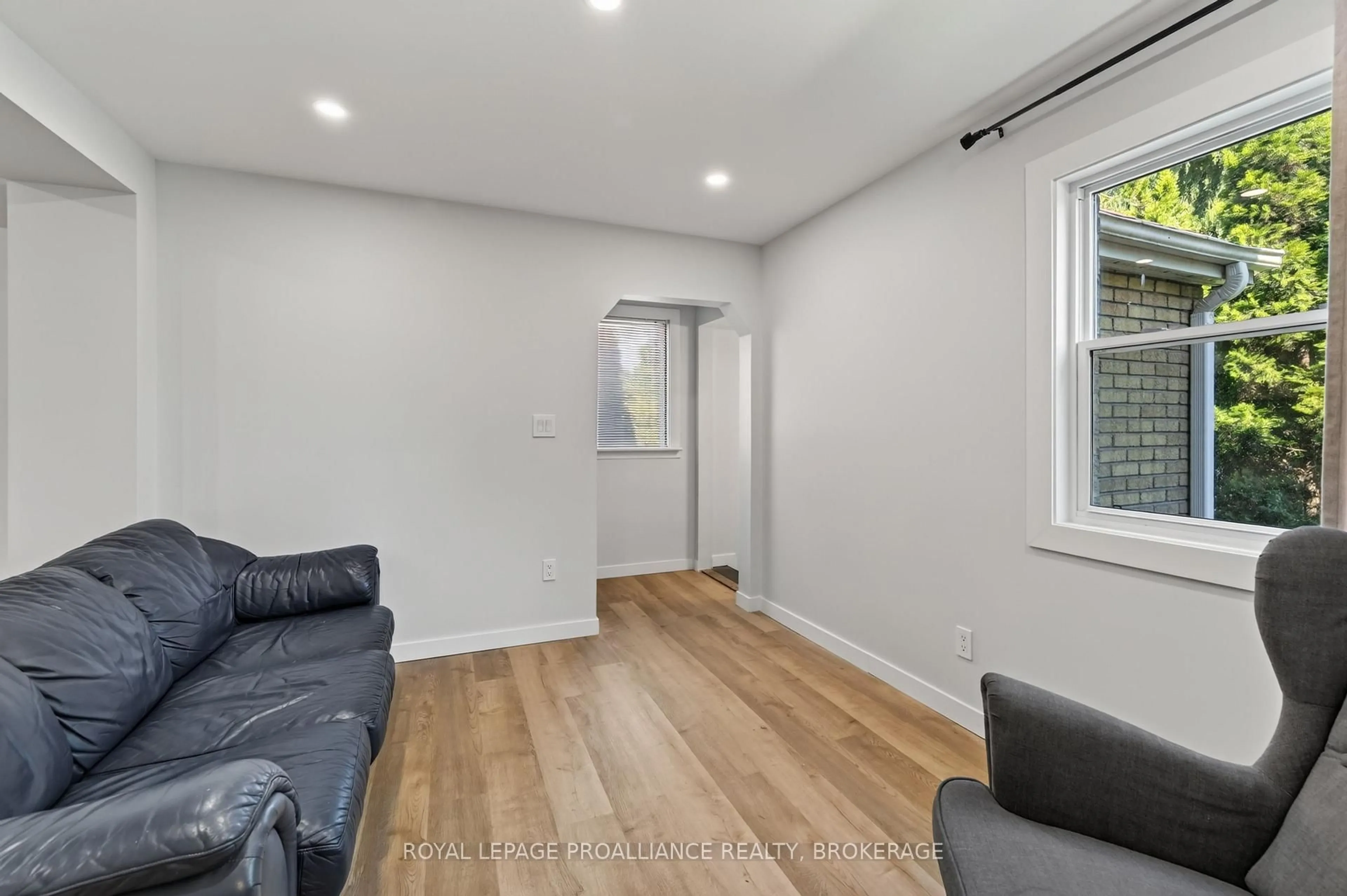 A pic of a room for 500 Brock St, Kingston Ontario K7L 1T7