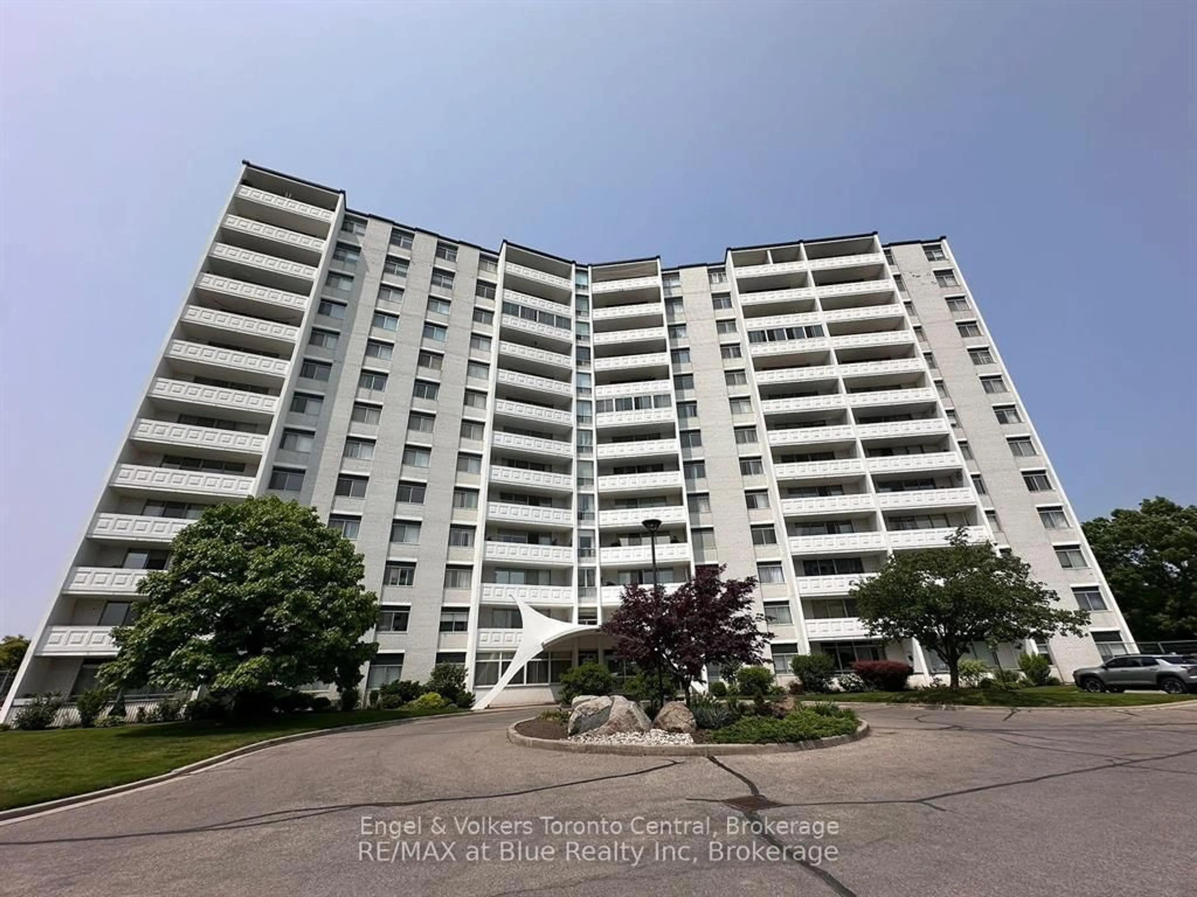 Unknown for 15 Towering Heights Blvd #502, St. Catharines Ontario L2T 3G7