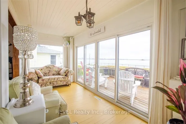 550 Lakeshore Rd, Fort Erie 4