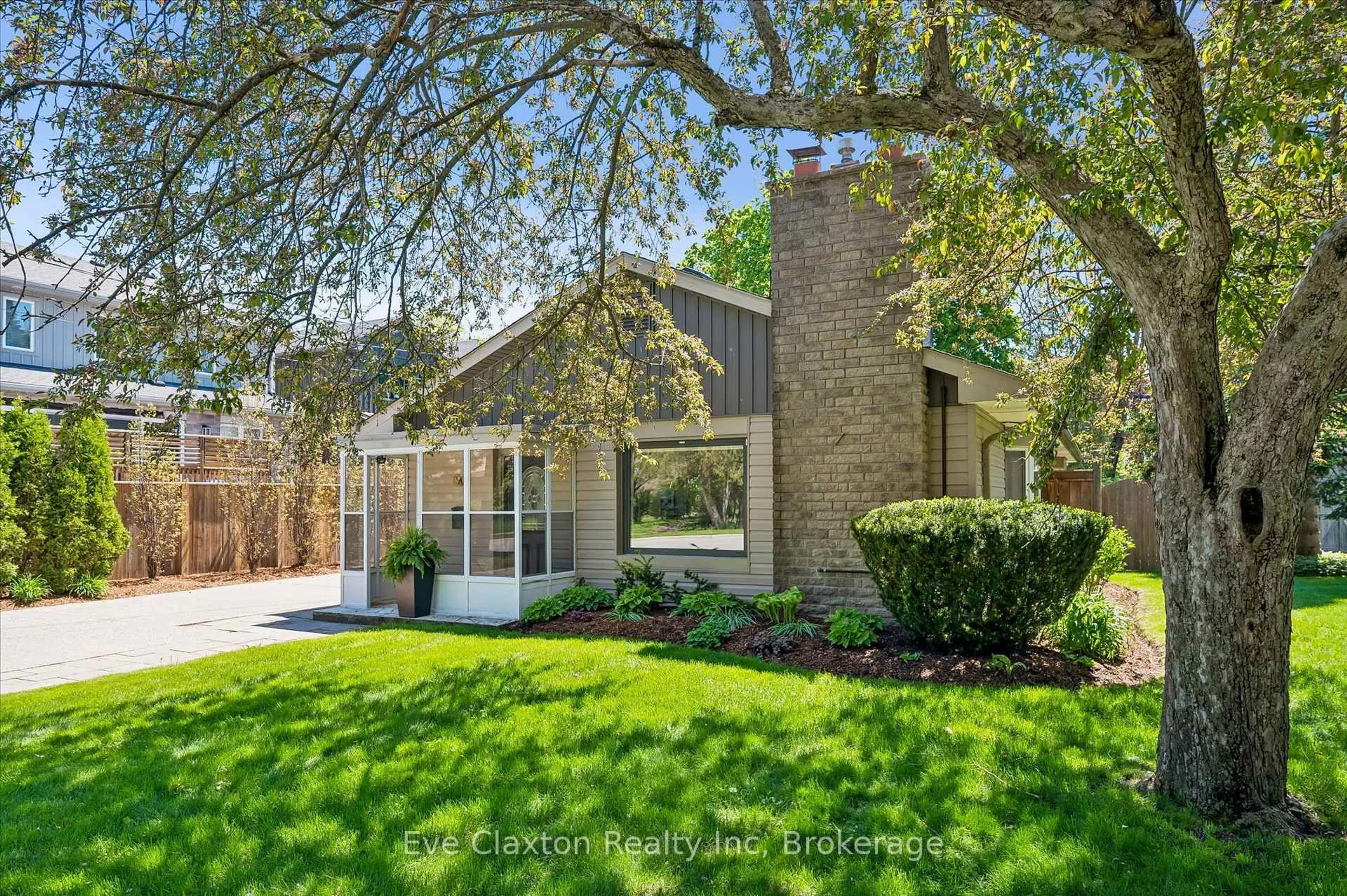 Home with brick exterior material, street for 90 Dean Ave, Guelph Ontario N1G 1L6
