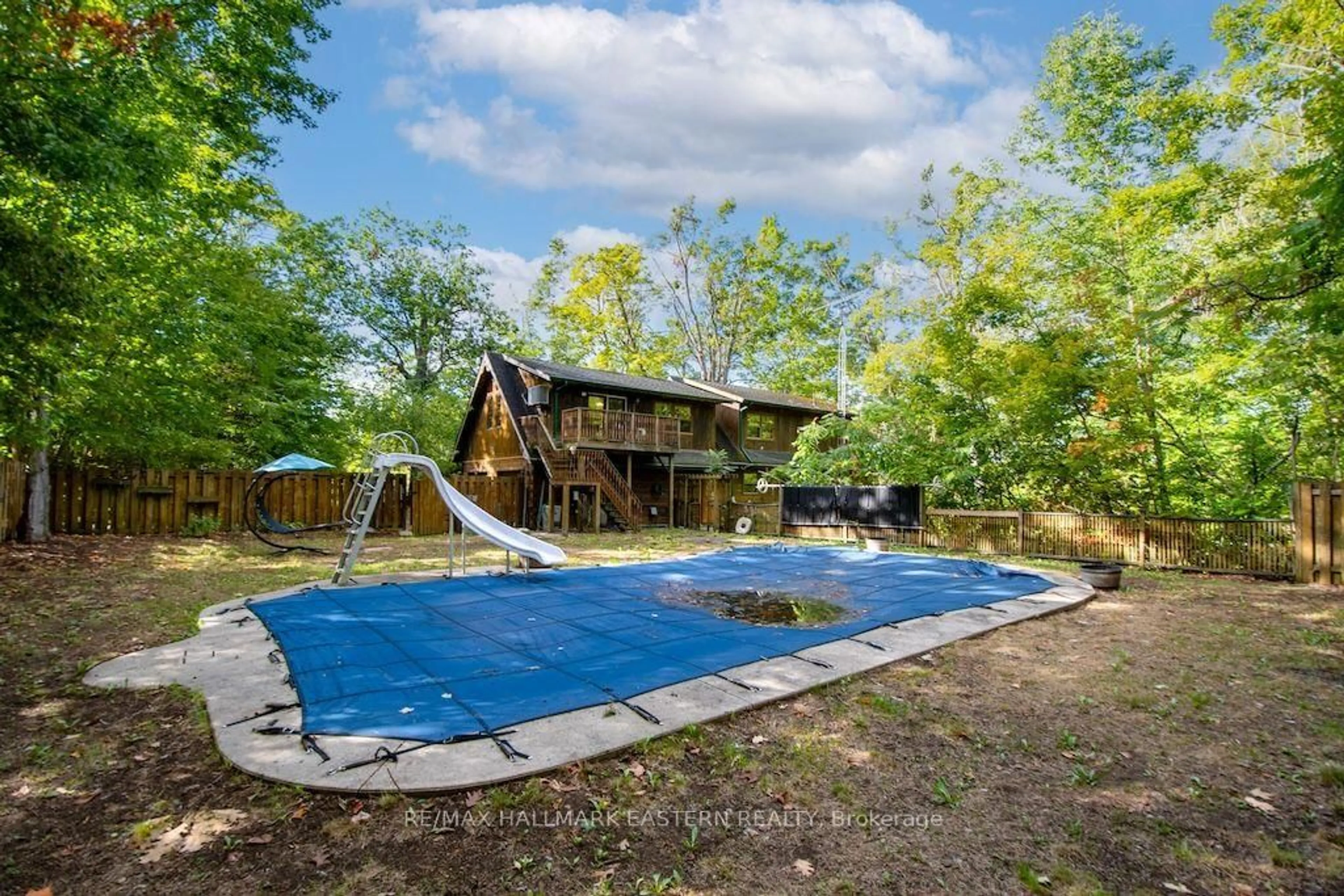 Pool for 22 Carolina Crt, Trent Lakes Ontario K9J 6X2