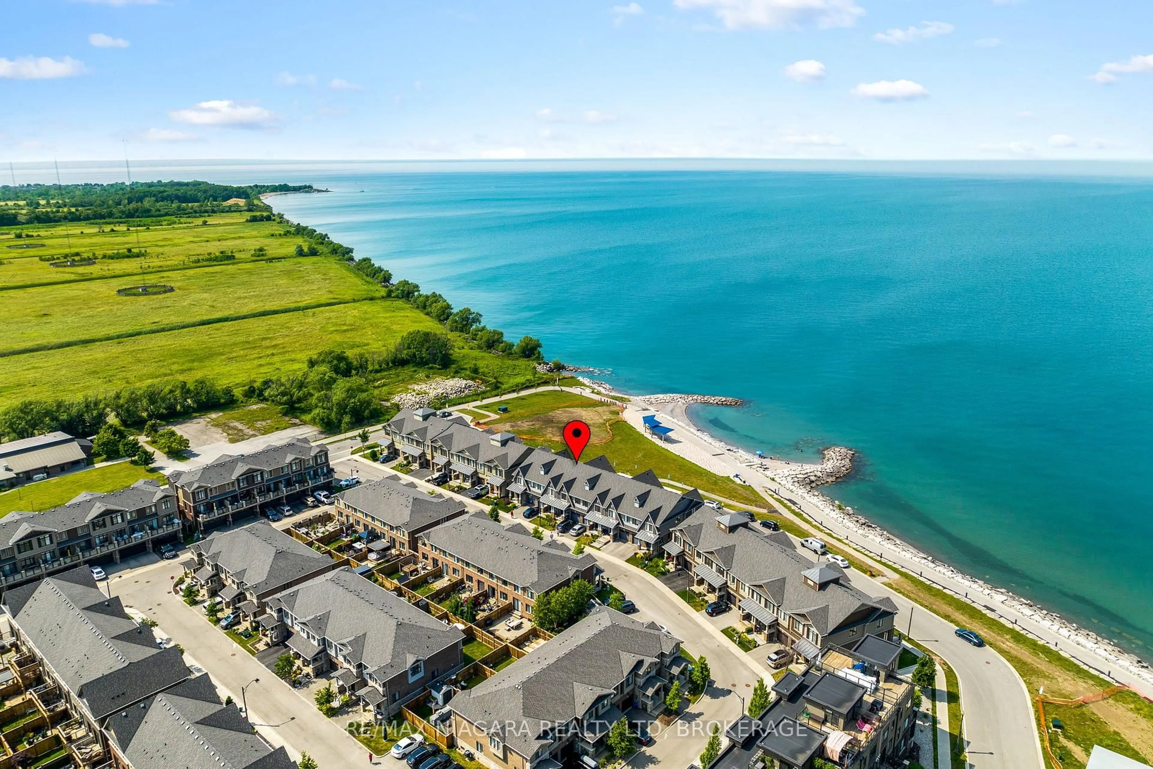 A pic from outside/outdoor area/front of a property/back of a property/a pic from drone, water/lake/river/ocean view for 56 Waterview Lane, Grimsby Ontario L3M 0H2