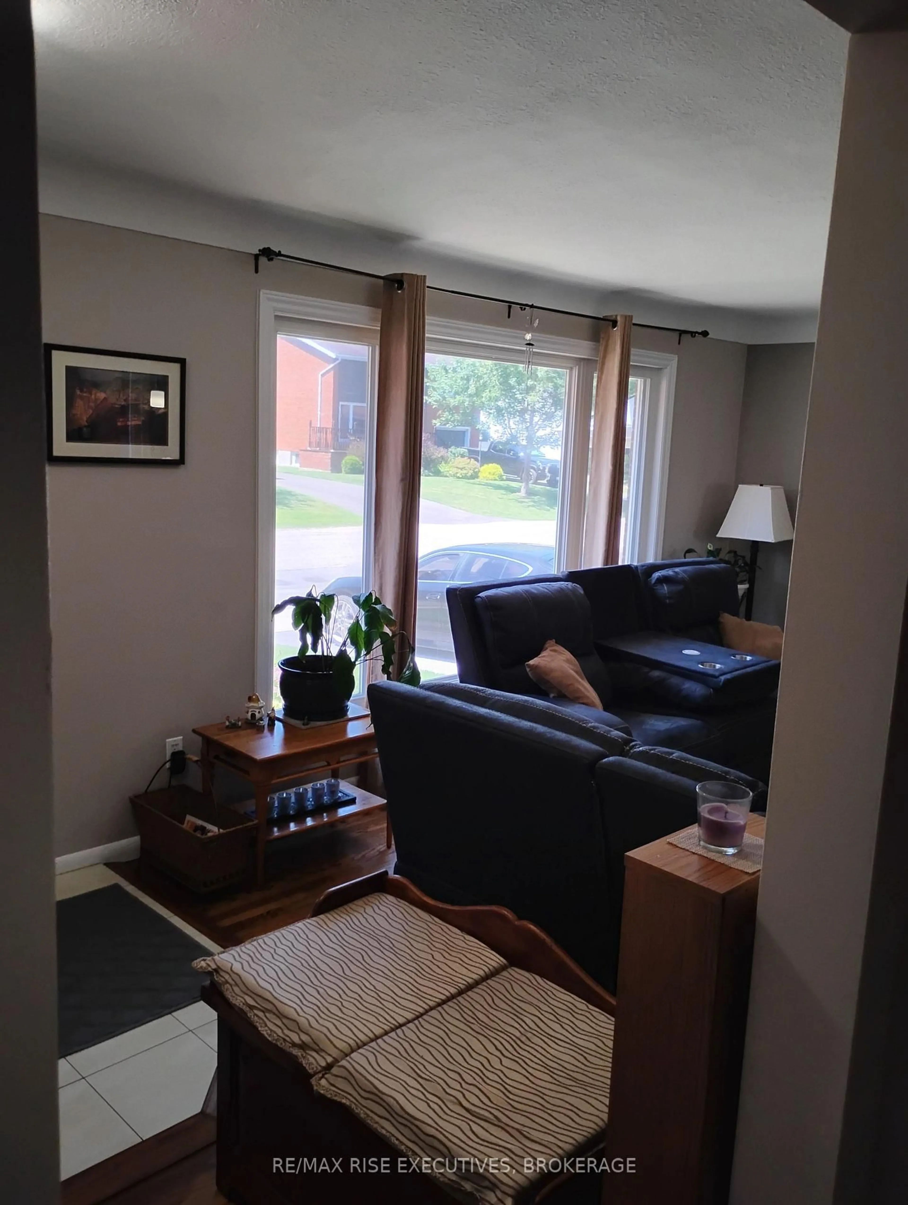 Living room with furniture, unknown for 165 Elizabeth Dr, Gananoque Ontario K7G 1P4
