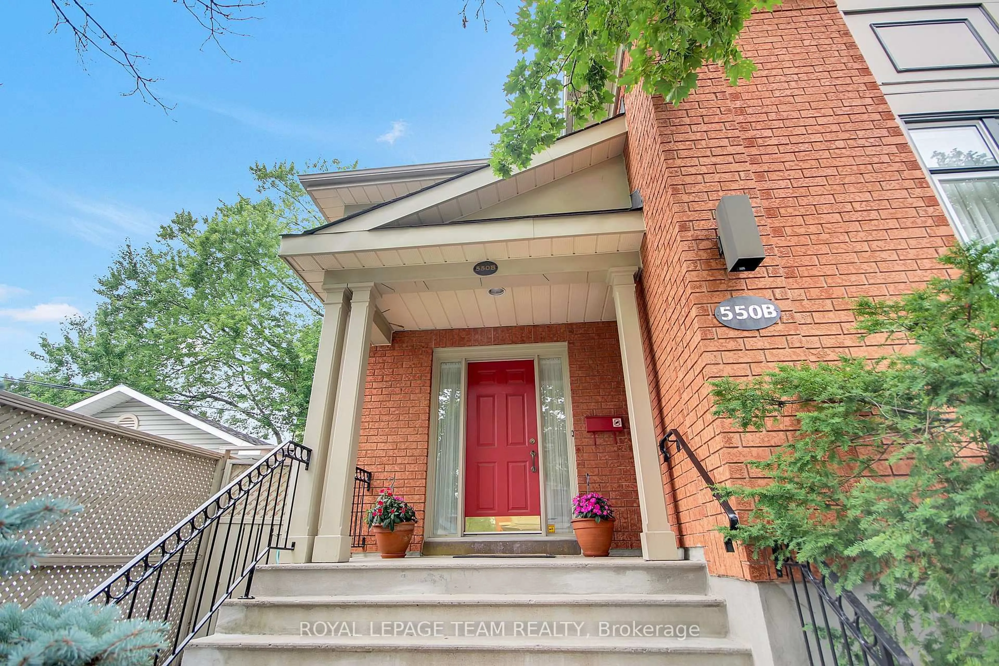 Home with brick exterior material, street for 550B Queen Elizabeth Dr, Ottawa Ontario K1S 3N4