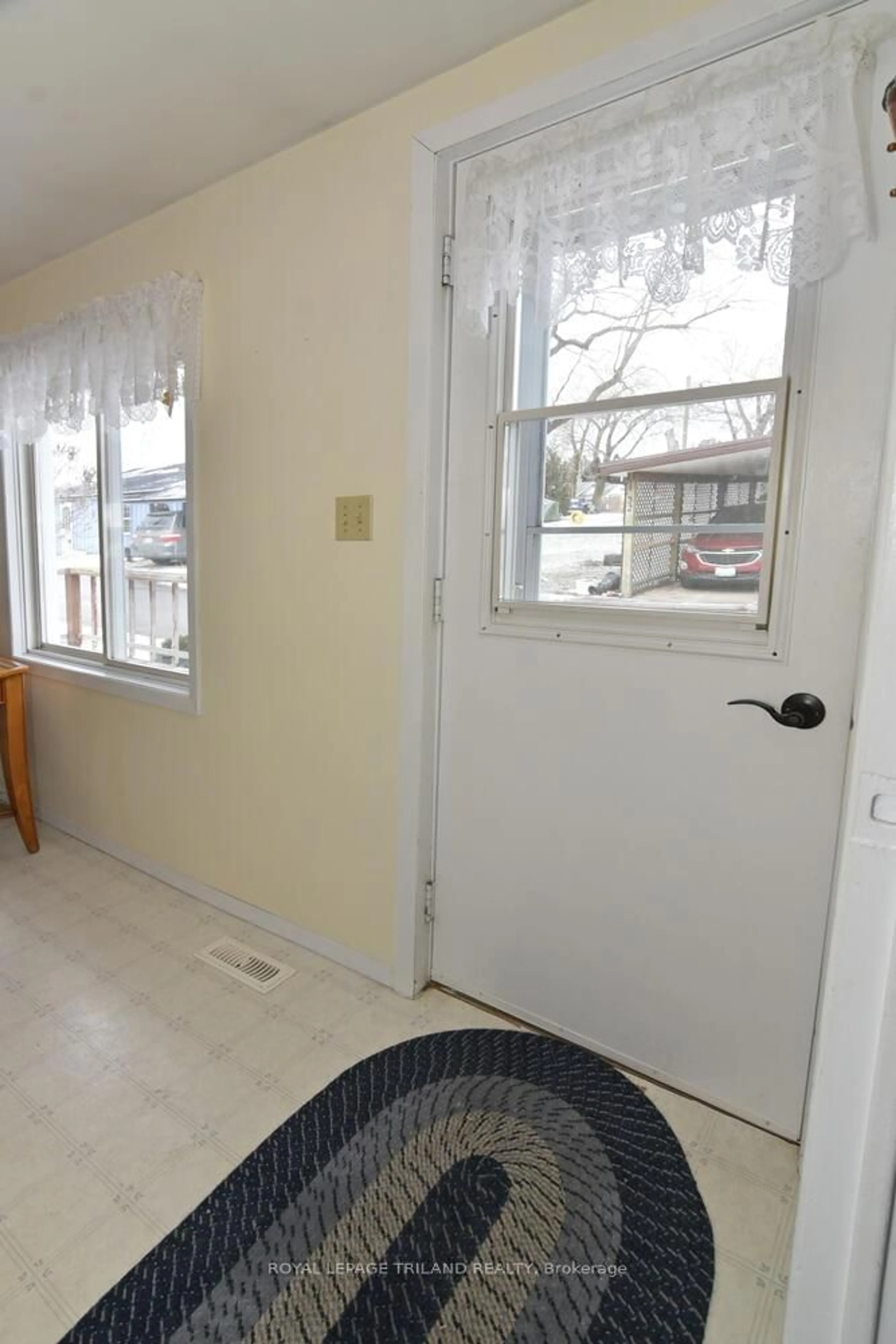 Indoor entryway for 9385 Ipperwash Rd #27, Lambton Shores Ontario N0N 1J3