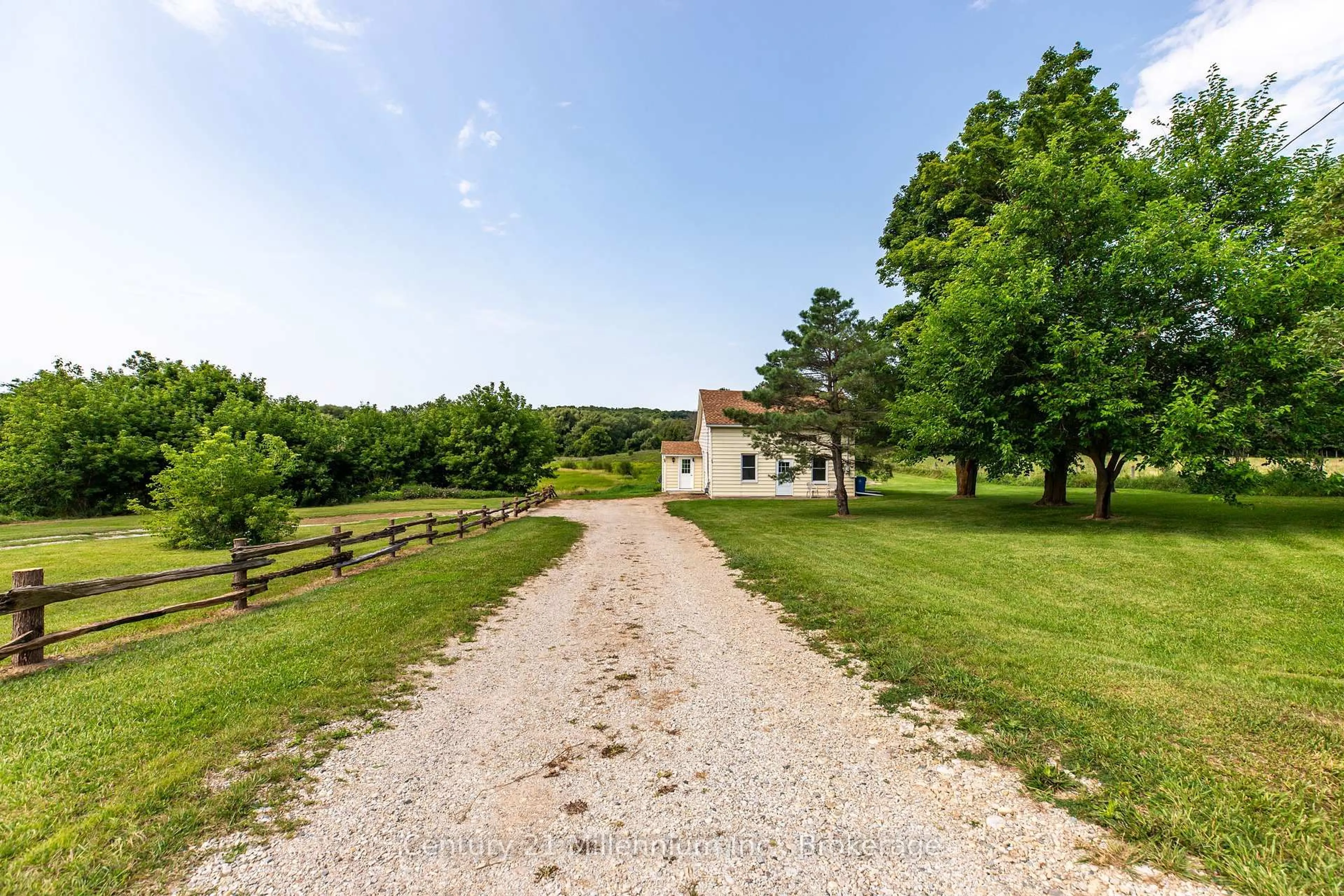 A pic from outside/outdoor area/front of a property/back of a property/a pic from drone, unknown for 306 David Winkler Pkwy, West Grey Ontario N0G 2M0