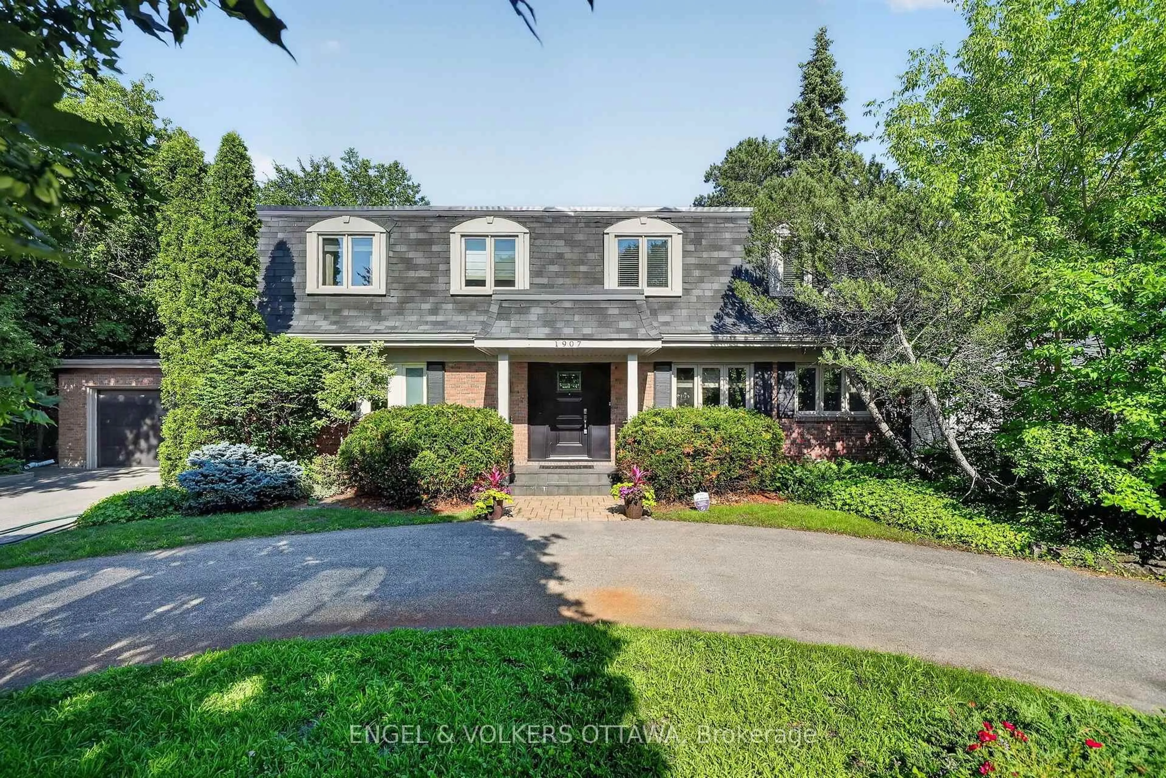 Home with brick exterior material, street for 1907 Fairmeadow Cres, Ottawa Ontario K1H 7B8