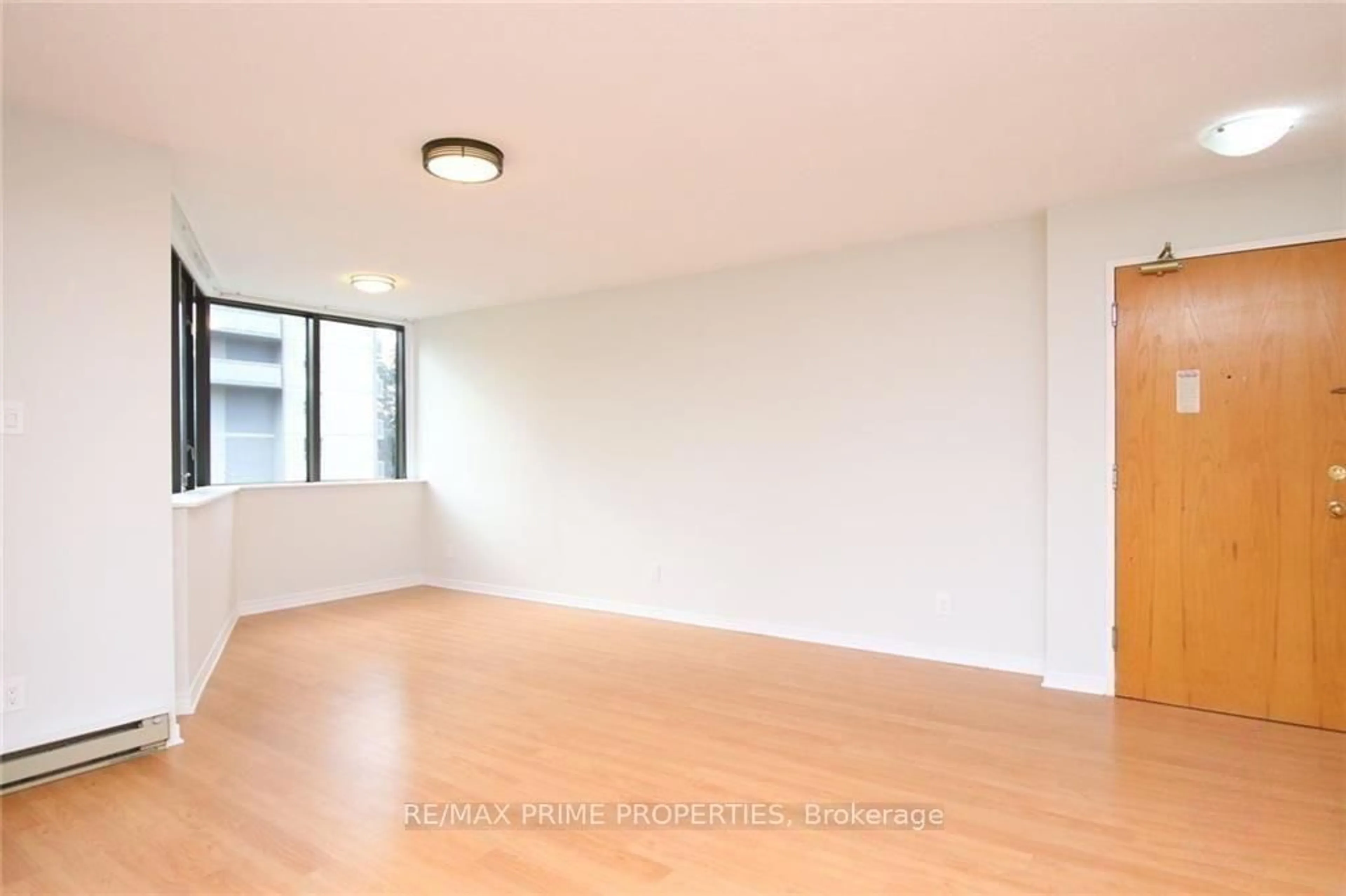 A pic of a room for 2871 Richmond Rd #410, Ottawa Ontario K2B 8M5