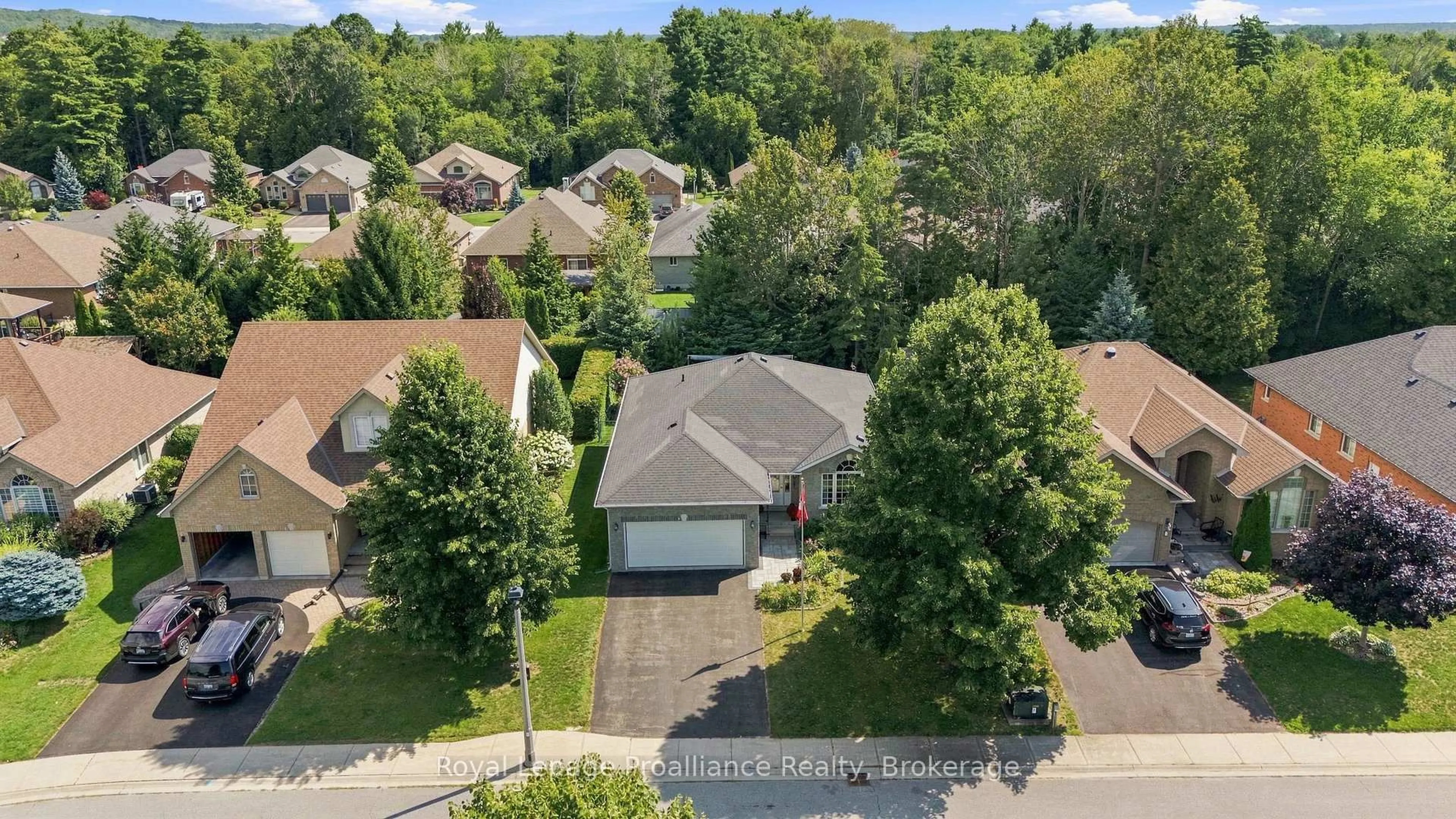A pic from outside/outdoor area/front of a property/back of a property/a pic from drone, street for 9 Seneca Dr, Brighton Ontario K0K 1H0
