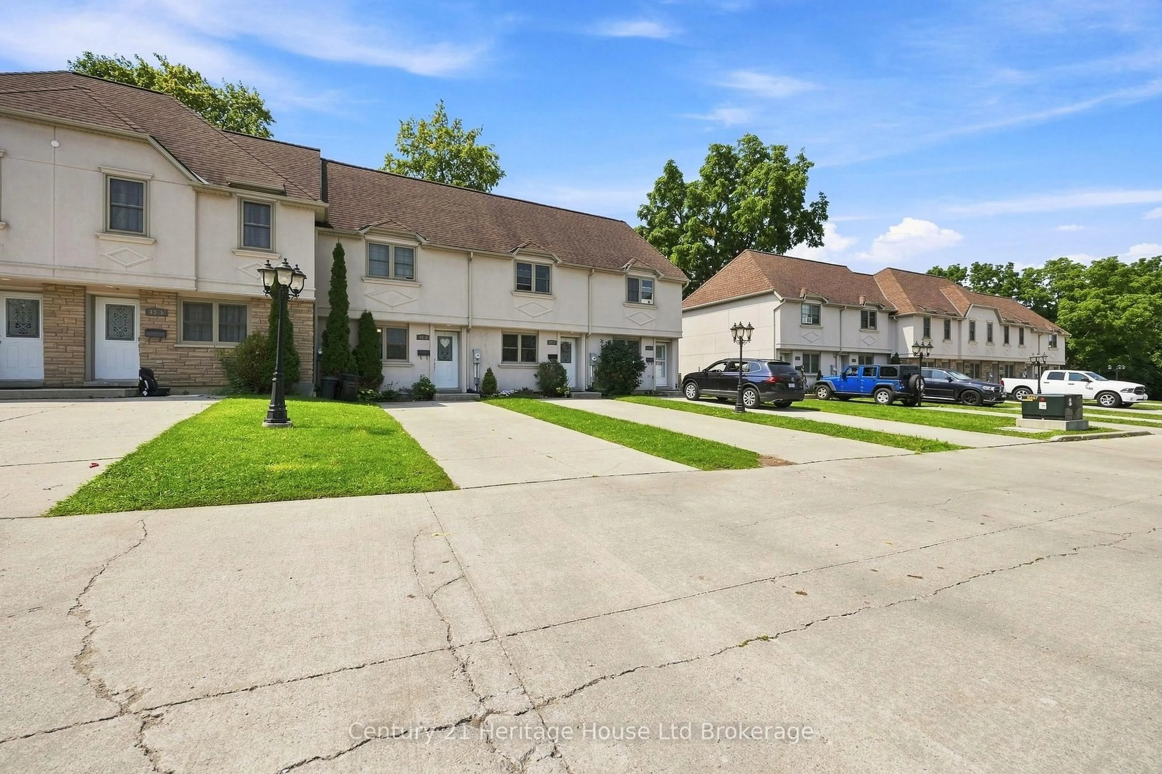 A pic from outside/outdoor area/front of a property/back of a property/a pic from drone, street for 43 Blandford St #7, Woodstock Ontario N4S 7H7