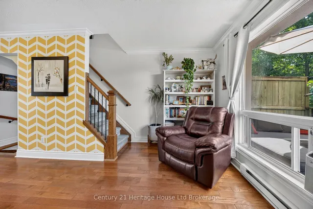 43 Blandford St #7, Woodstock 5