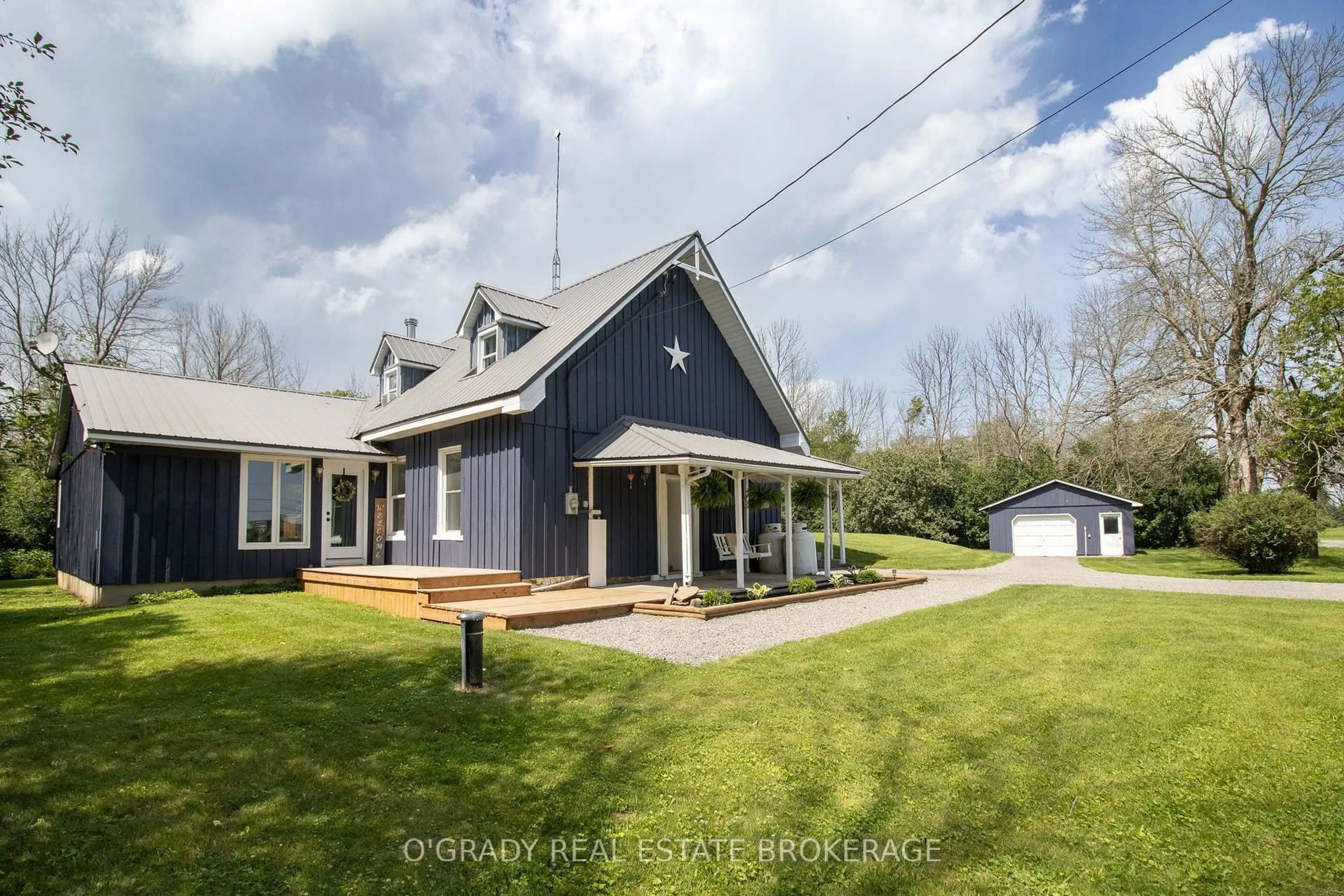 A pic from outside/outdoor area/front of a property/back of a property/a pic from drone, unknown for 6582 6th Concession Rd, Elizabethtown-Kitley Ontario K0E 1A0