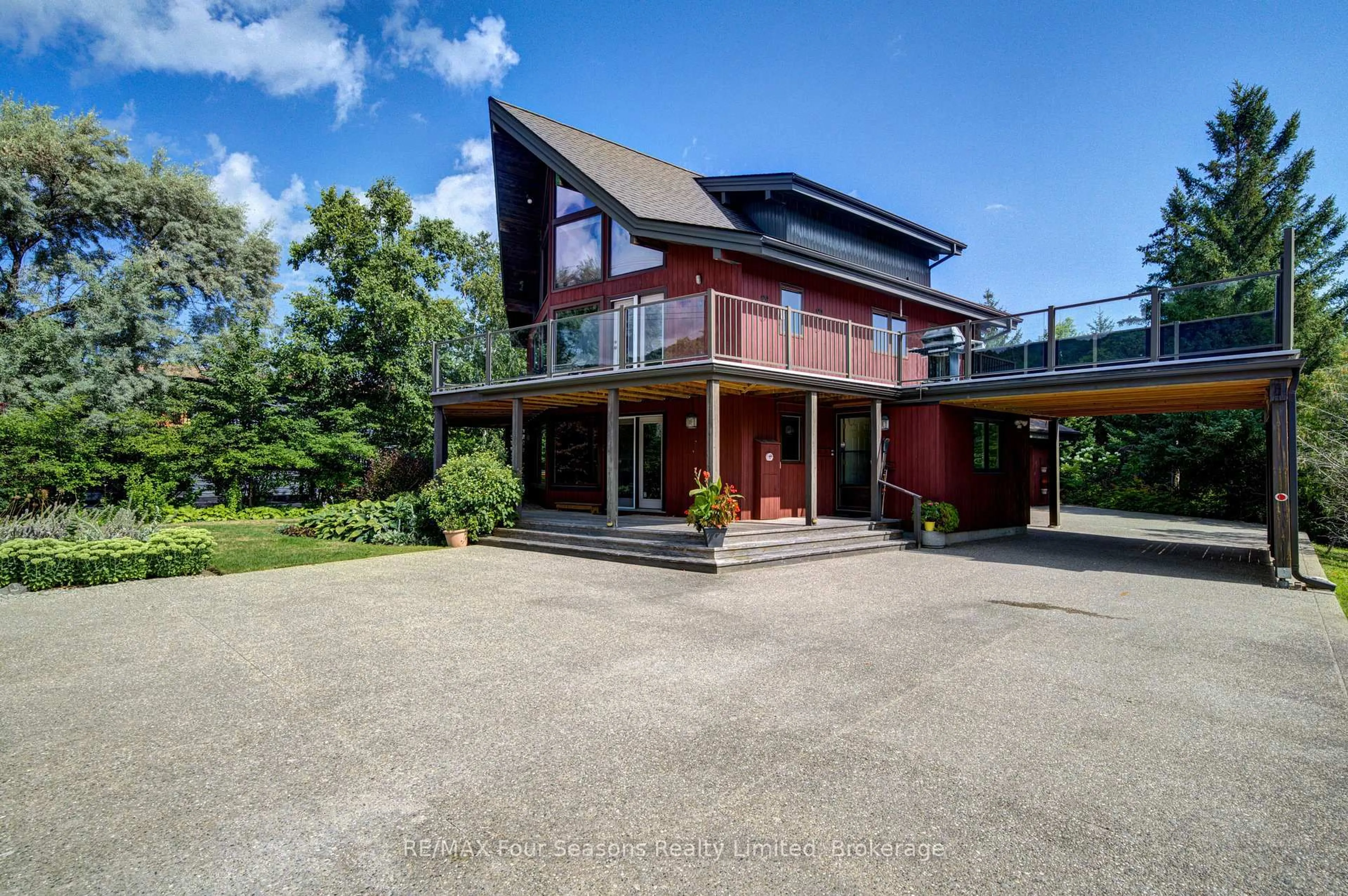 Unknown for 141 Jozo Weider Blvd, Blue Mountains Ontario L9Y 0P7