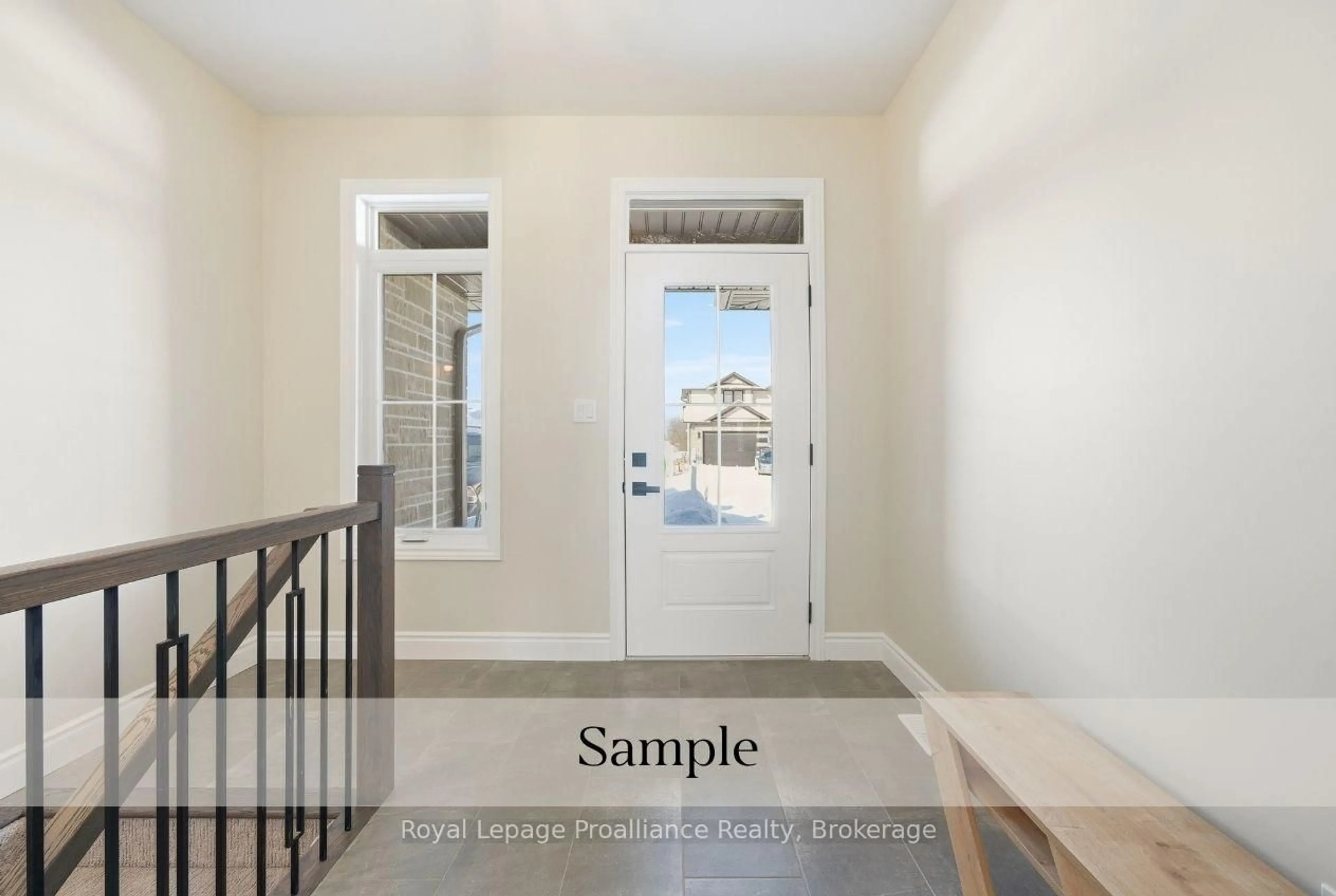 Indoor entryway for 101 Raycroft Dr, Belleville Ontario K8N 0R5