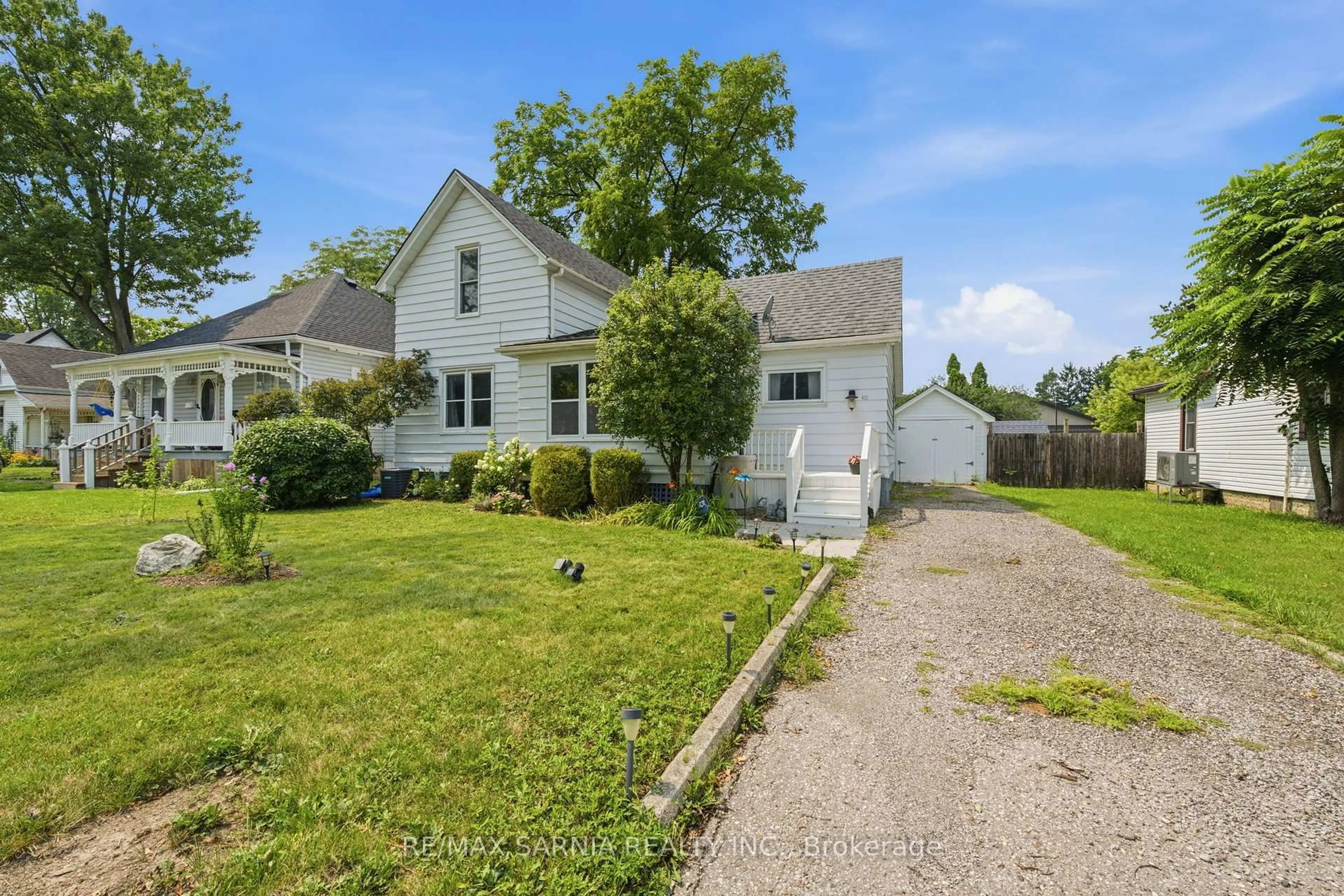 A pic from outside/outdoor area/front of a property/back of a property/a pic from drone, street for 421 WEST St, Enniskillen Ontario N0N 1R0