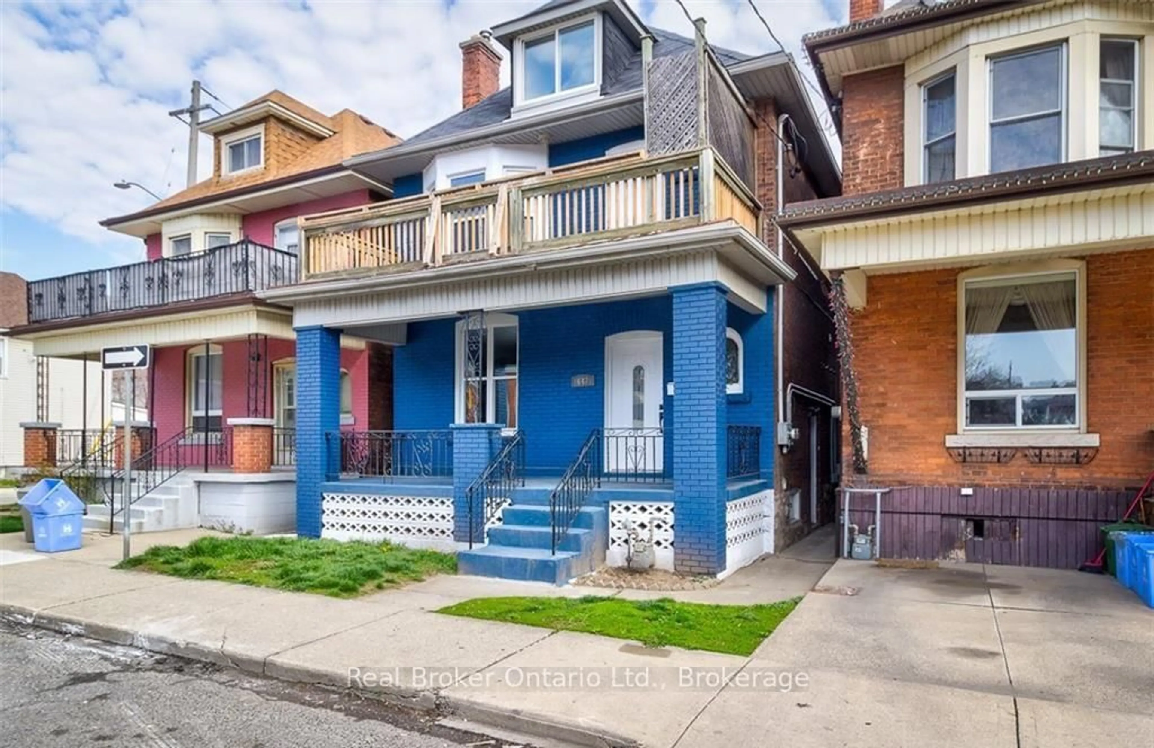 Home with brick exterior material, street for 647 Wilson St, Hamilton Ontario L8L 1V3