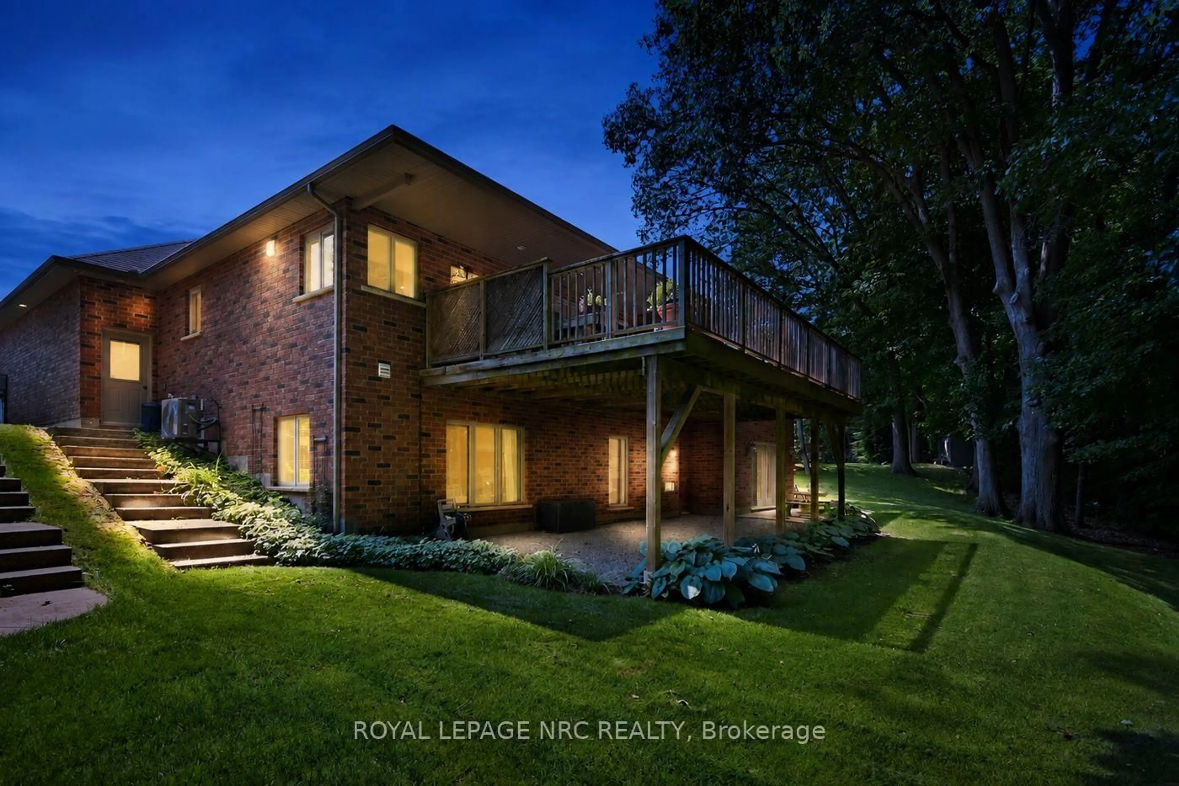 Home with brick exterior material, water/lake/river/ocean view for 79 Cherry Ridge Blvd, Pelham Ontario L0S 1C0