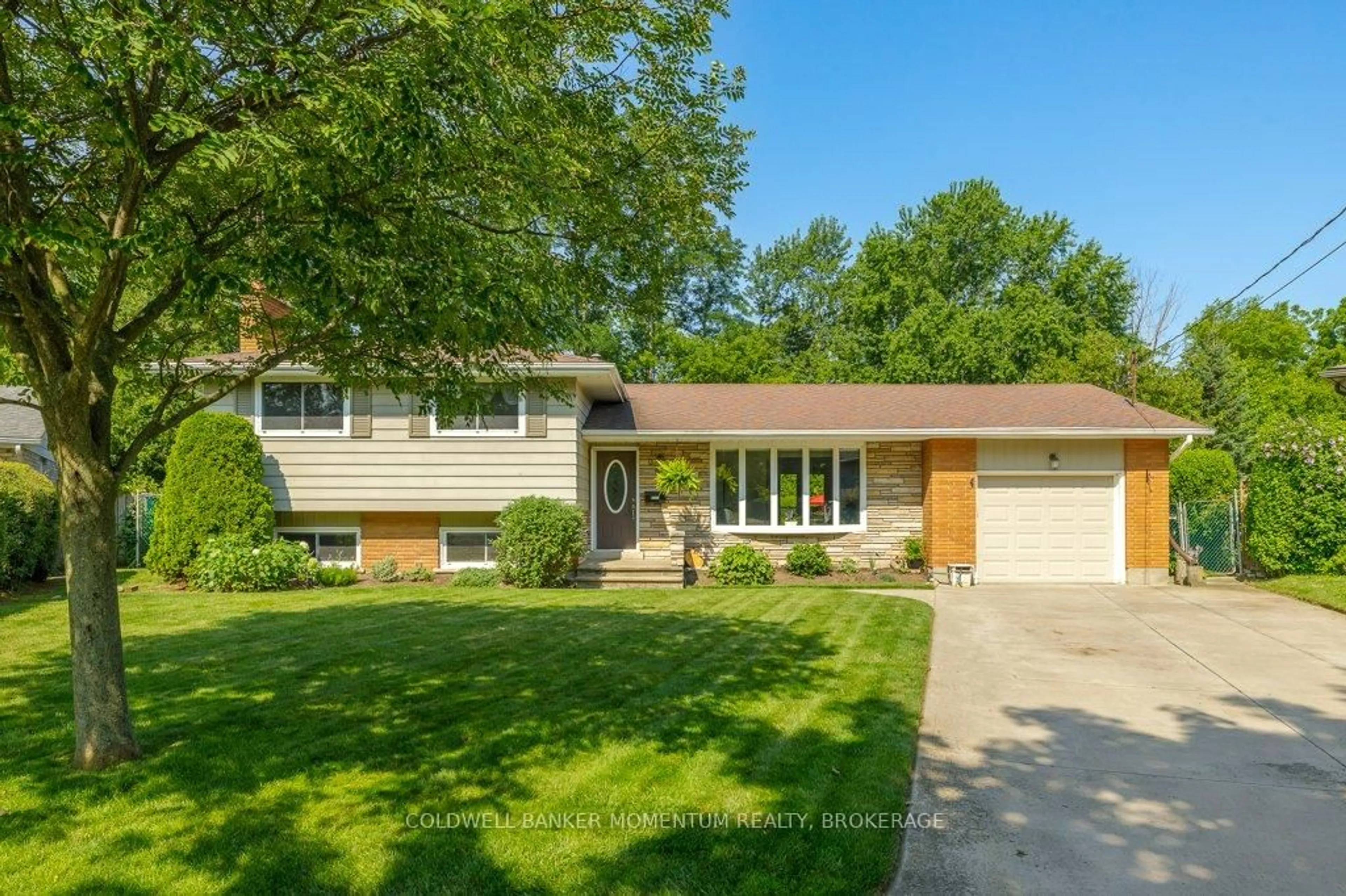 Unknown for 9 Heathcote Terr, St. Catharines Ontario L2M 1K7