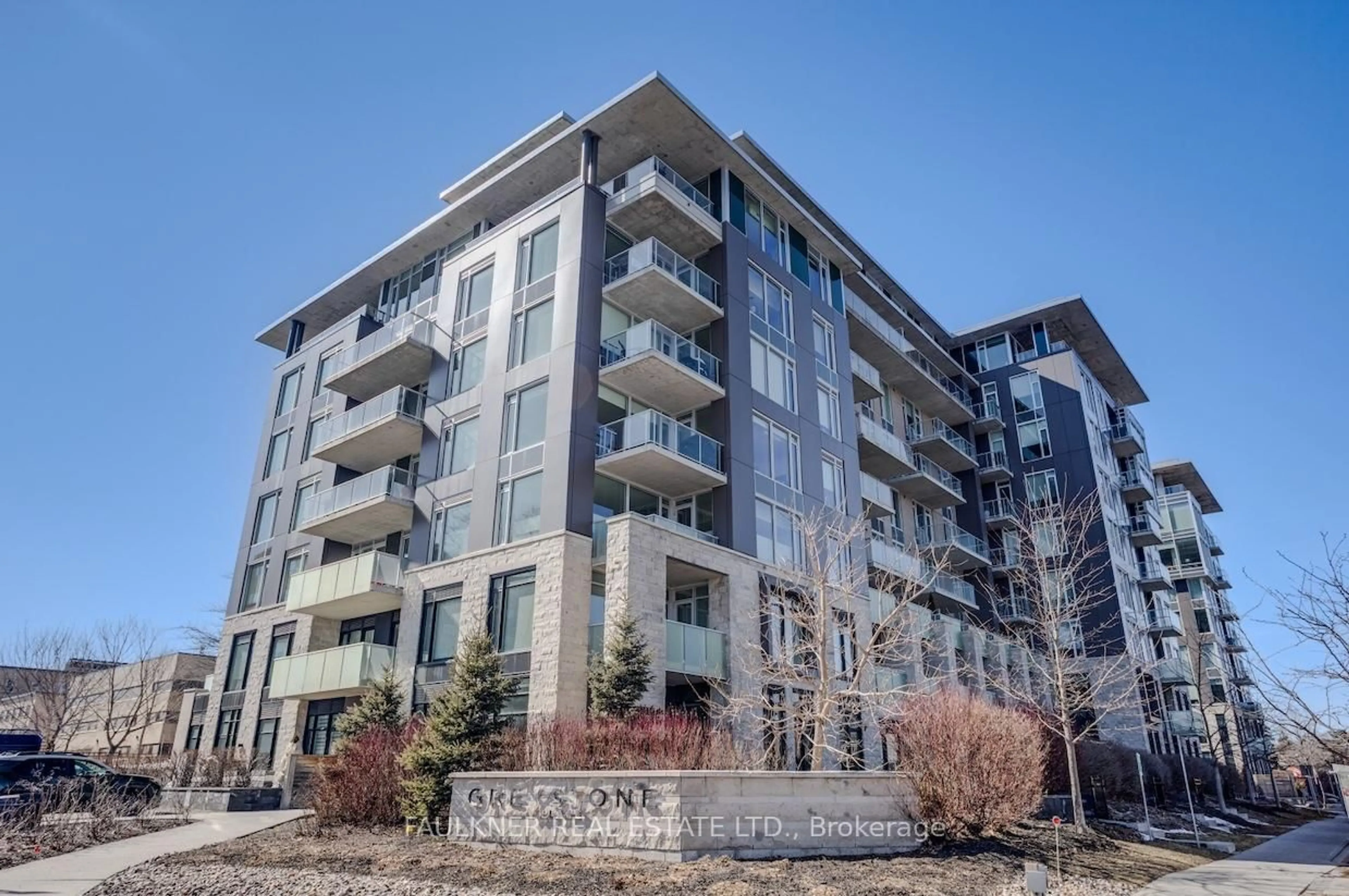 Unknown for 530 De Mazenod Ave #413, Ottawa Ontario K1S 5W8