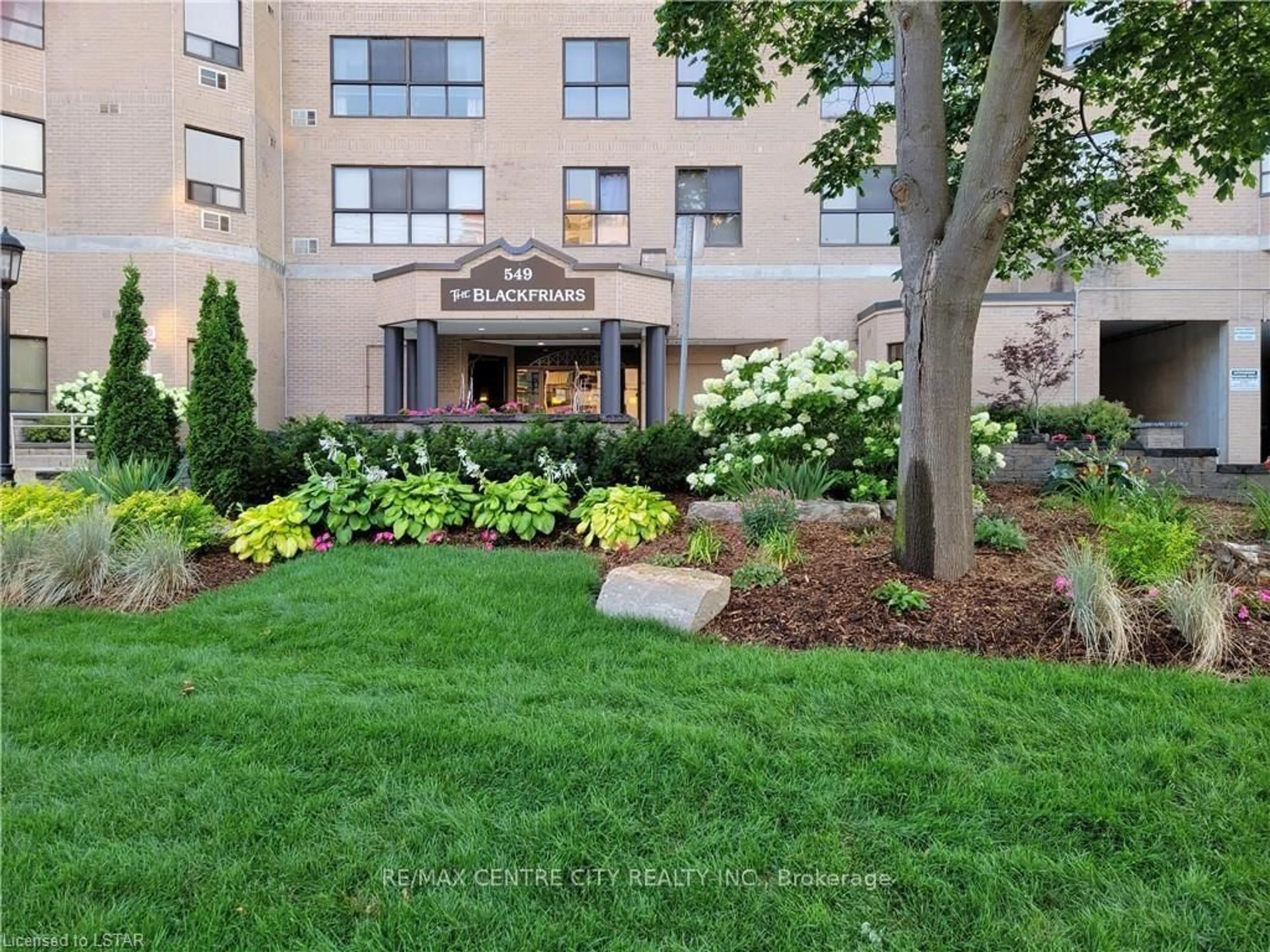 Patio, unknown for 549 RIDOUT St #203, London East Ontario N6A 5N5