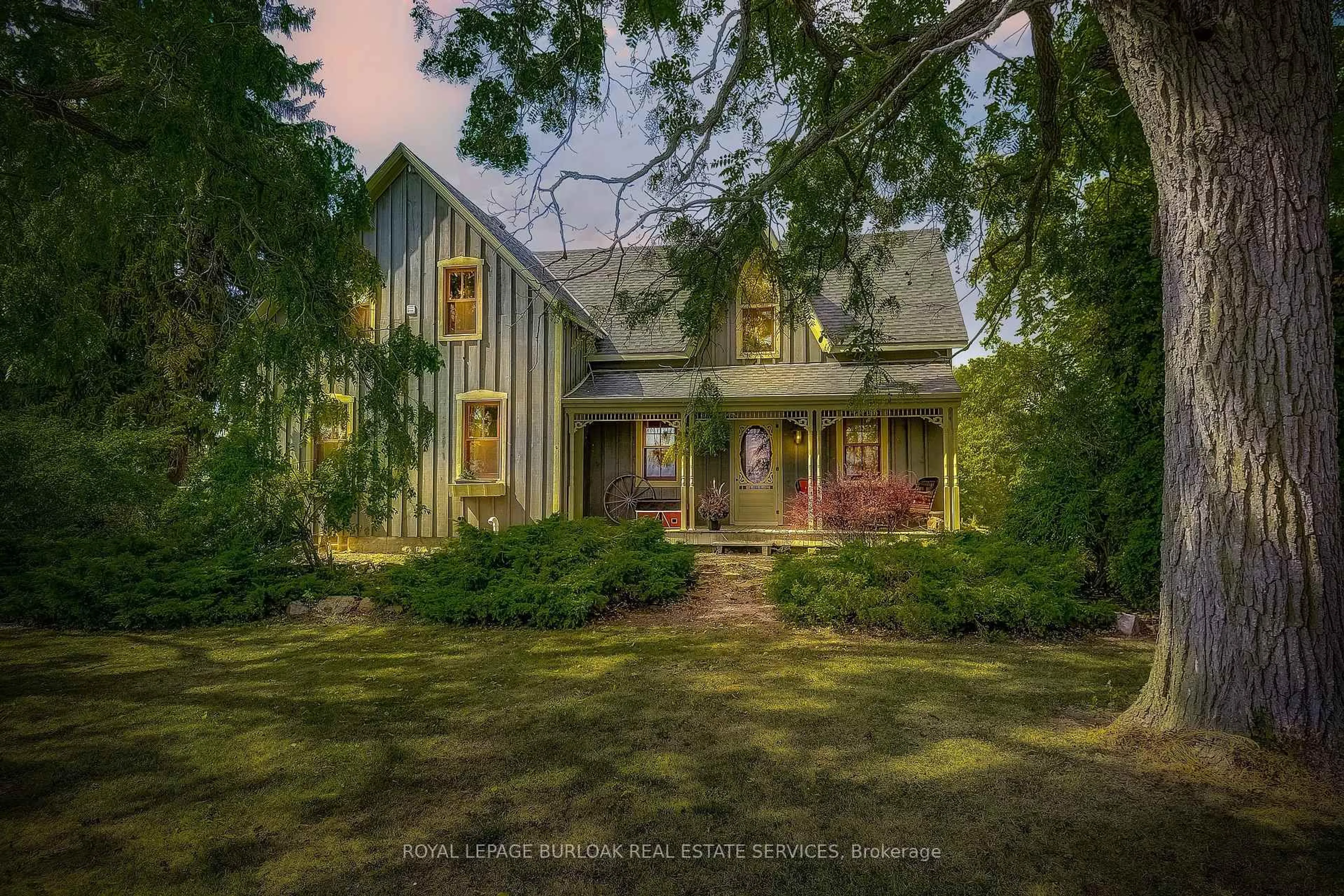 A pic from outside/outdoor area/front of a property/back of a property/a pic from drone, street for 2108 Westbrook Rd, Hamilton Ontario L0R 1C0