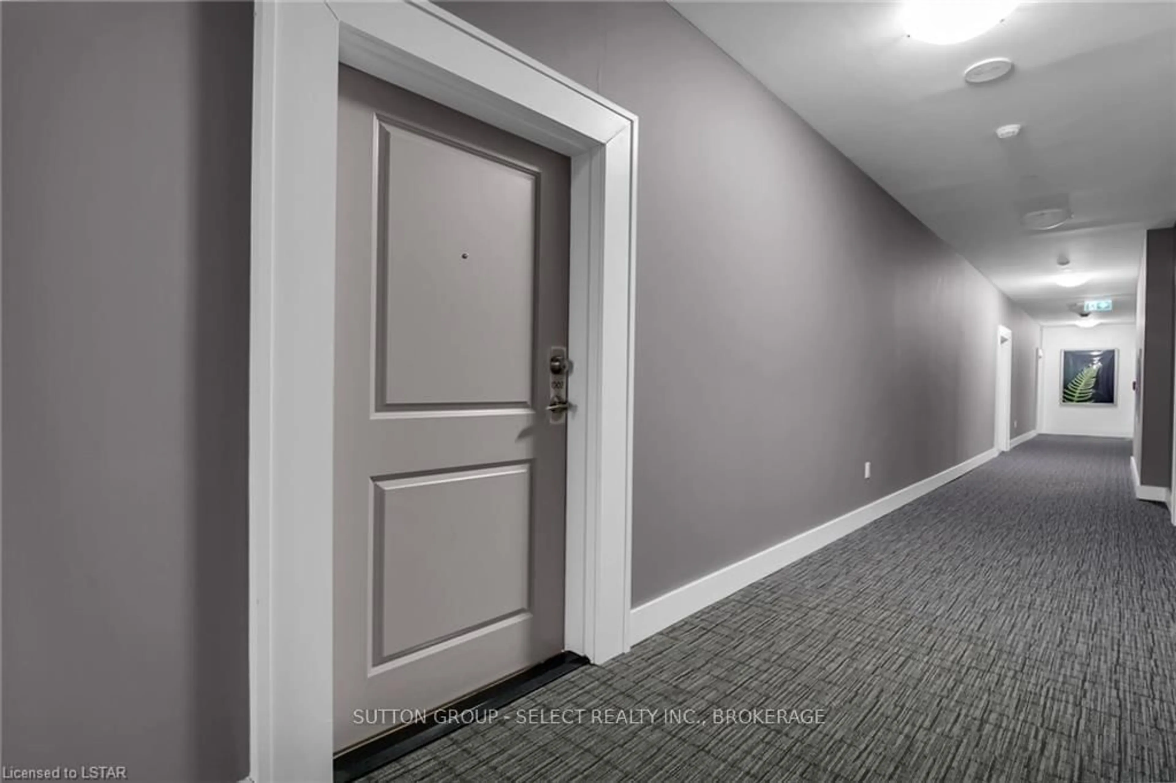 Unknown for 260 VILLAGEWALK Blvd #1002, London North Ontario N6G 0P6