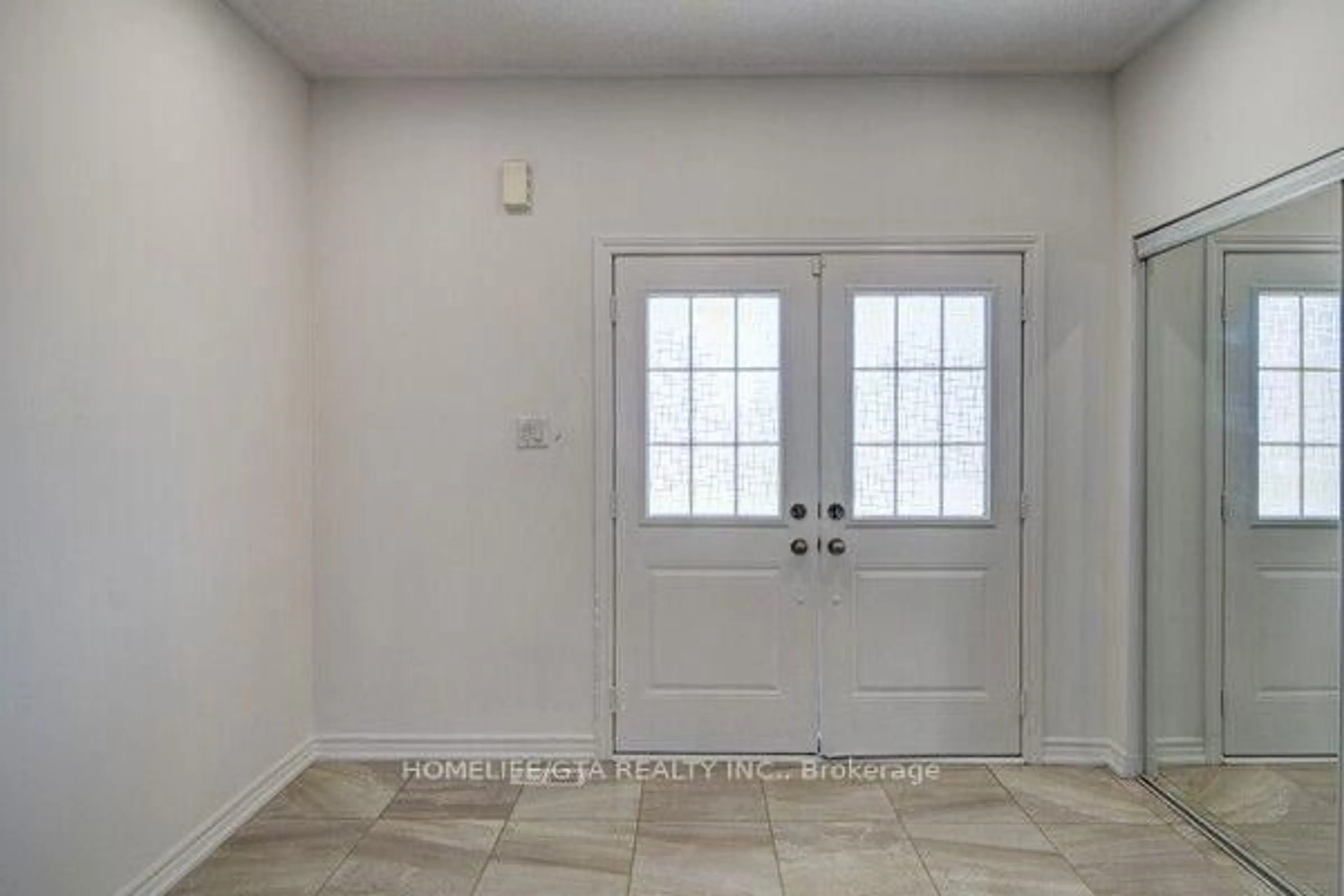 Indoor entryway for 103 Werry Ave, Southgate Ontario N0C 1B0