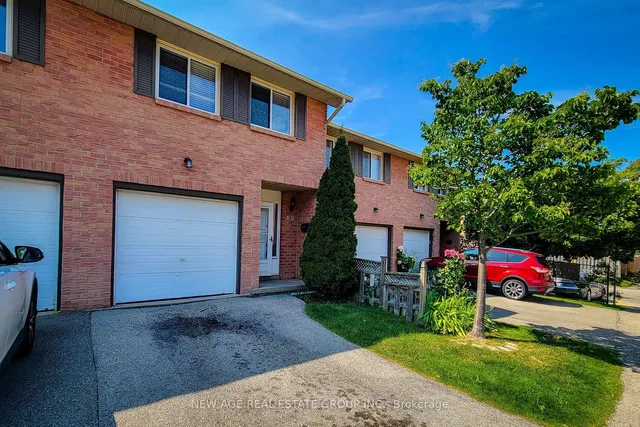 40 SUMMERCREST Dr #3, Hamilton 2
