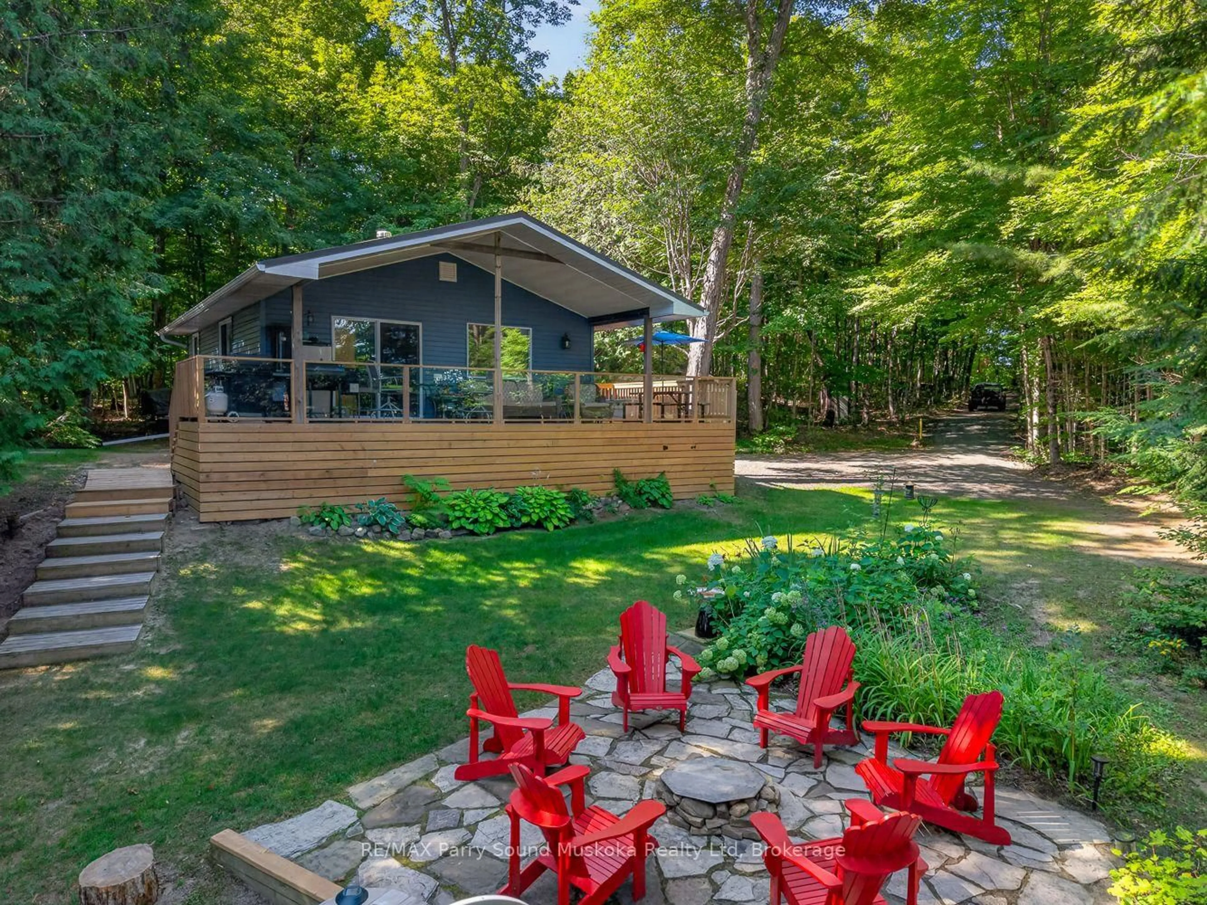 Patio, water/lake/river/ocean view for 12 Silver Birch Circ, McKellar Ontario P2A 0B5