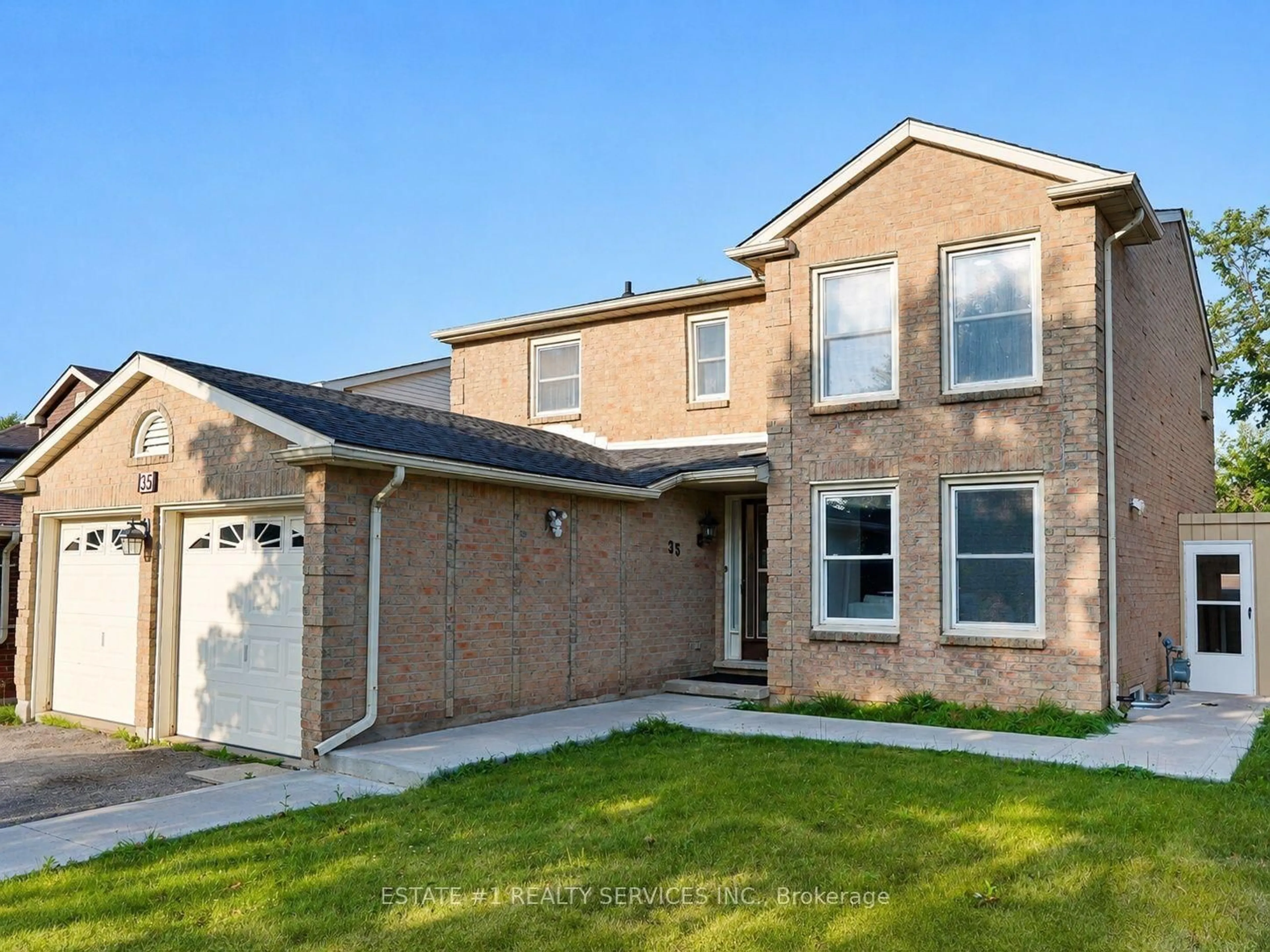 Home with brick exterior material, street for 35 Golden Meadow Dr, Kitchener Ontario N2N 2L9