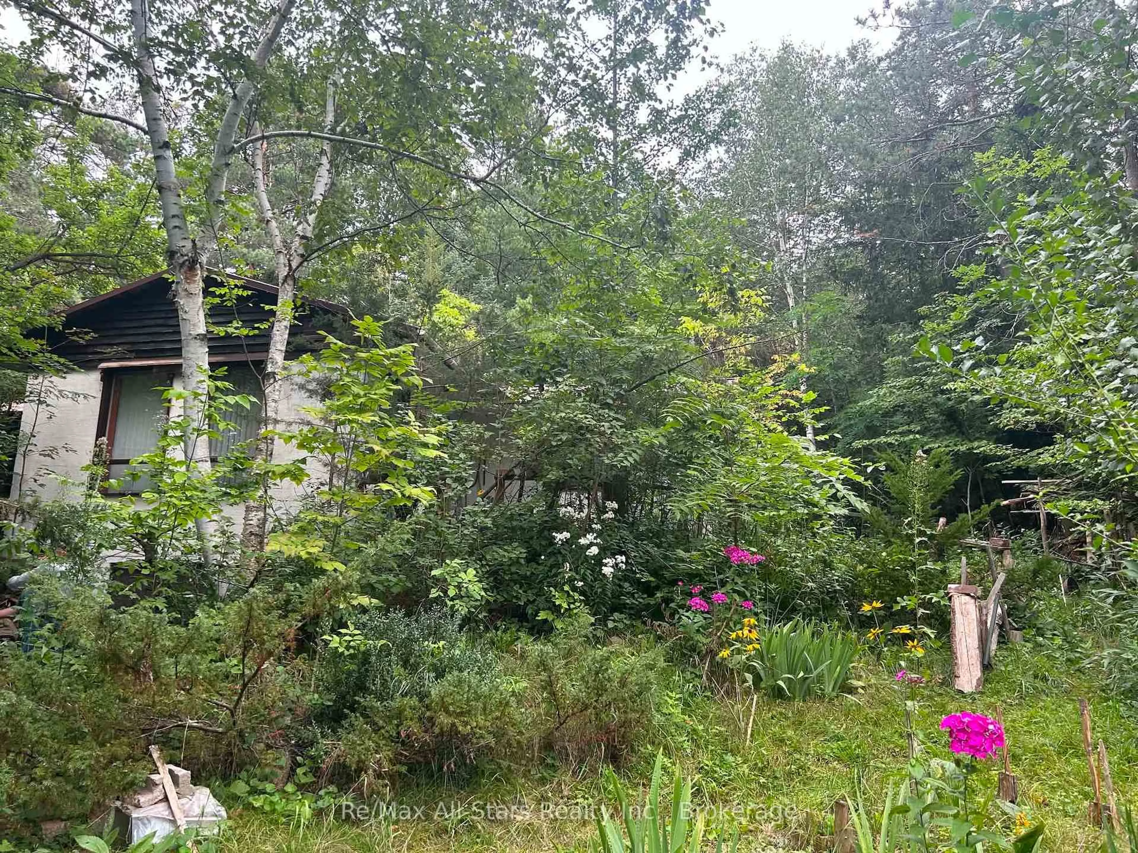 Unknown for 136 Oakdene Cres, Kawartha Lakes Ontario K0M 2C0