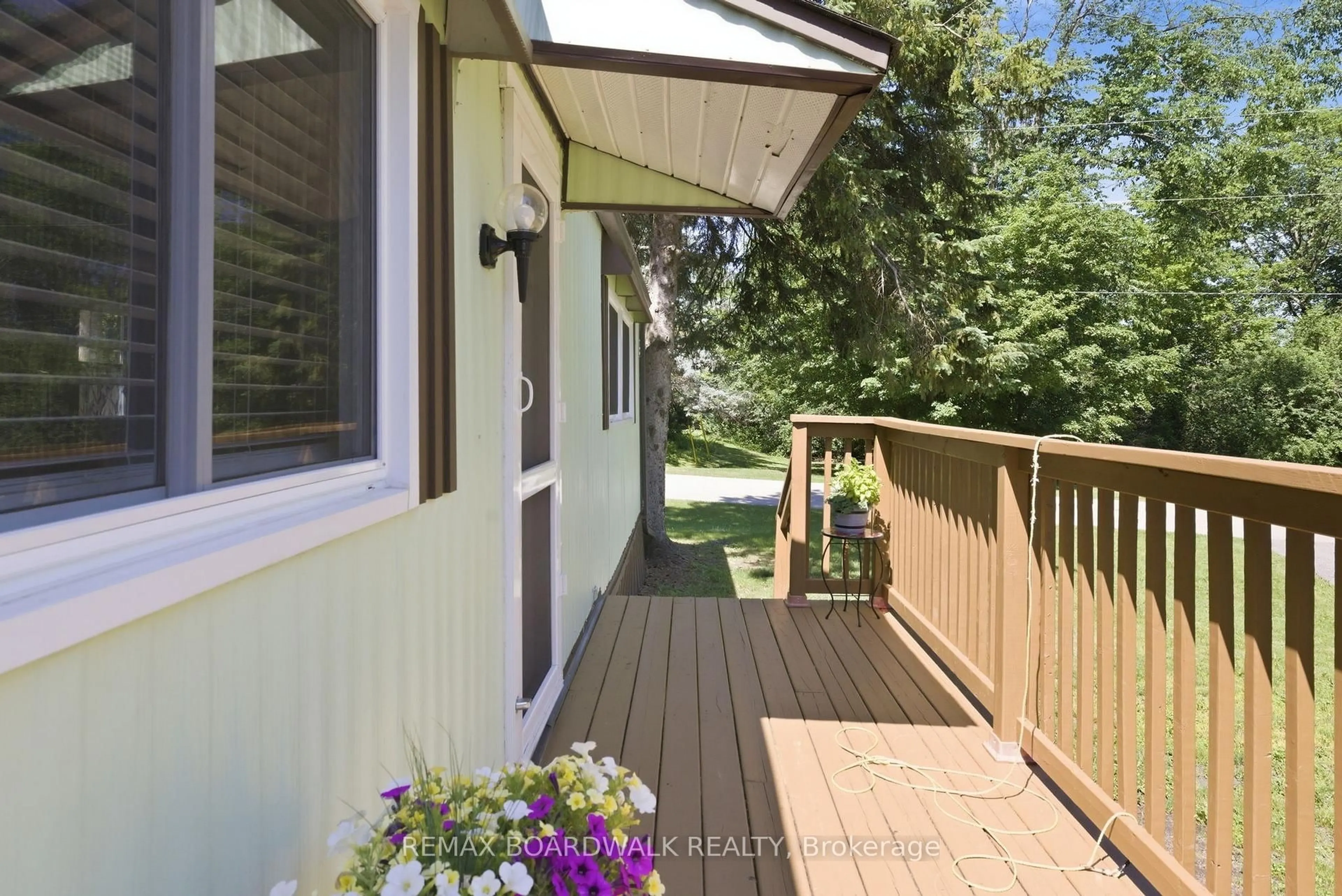 Patio, street for 505 Maple Grove Rd, Carleton Place Ontario K7C 4R5