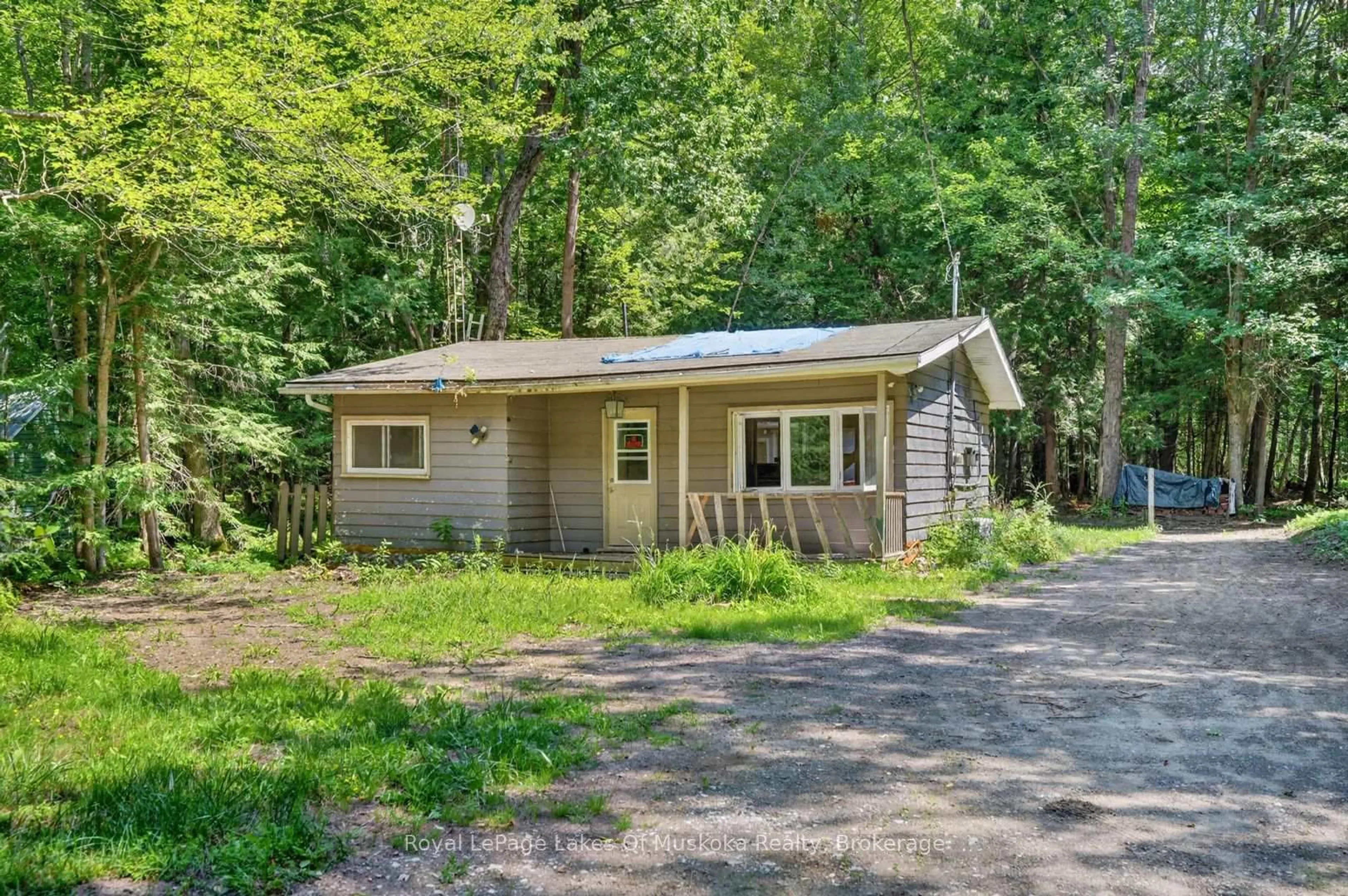 Shed for 1341 Golden Beach Rd, Bracebridge Ontario P1L 1W8