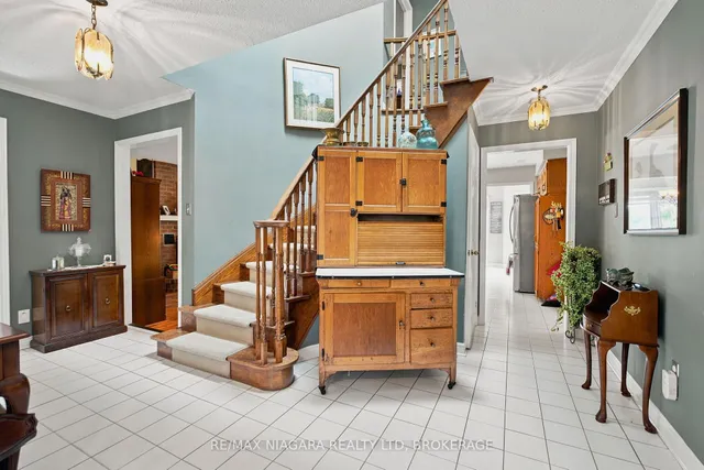 50 Barbican Tr, St. Catharines 3