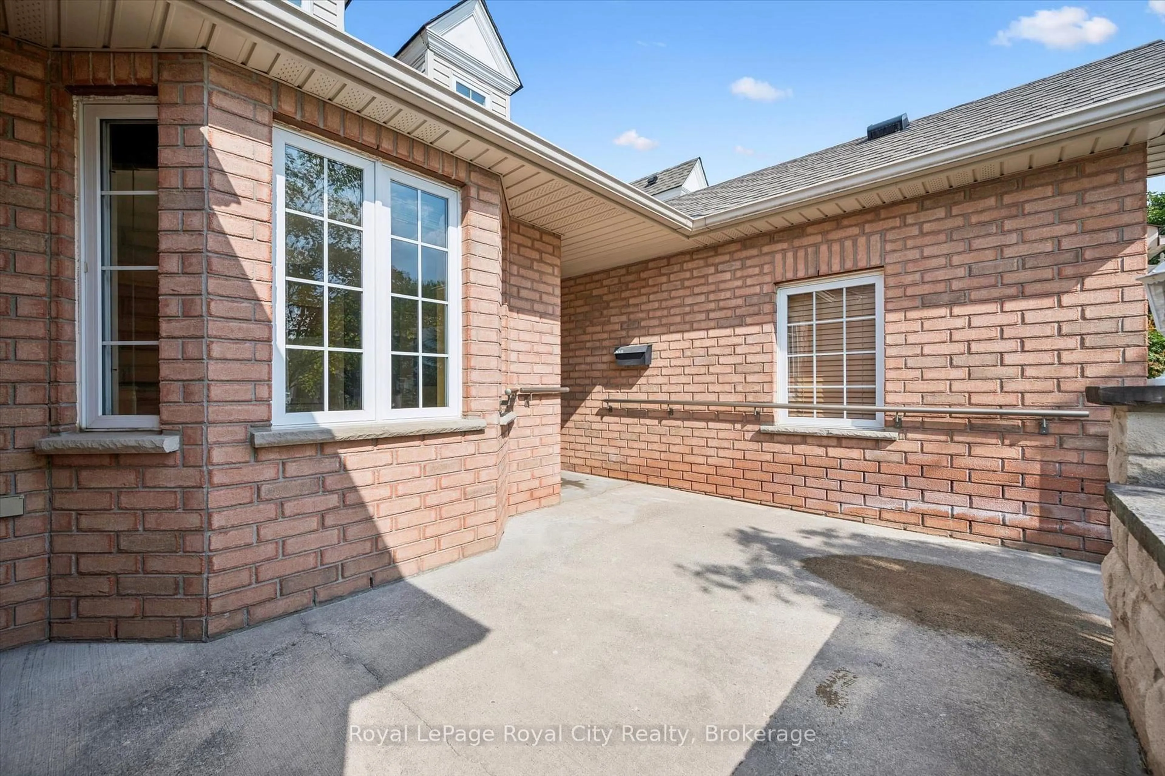 Home with brick exterior material, street for 46 Terraview Cres, Guelph Ontario N1G 5E9