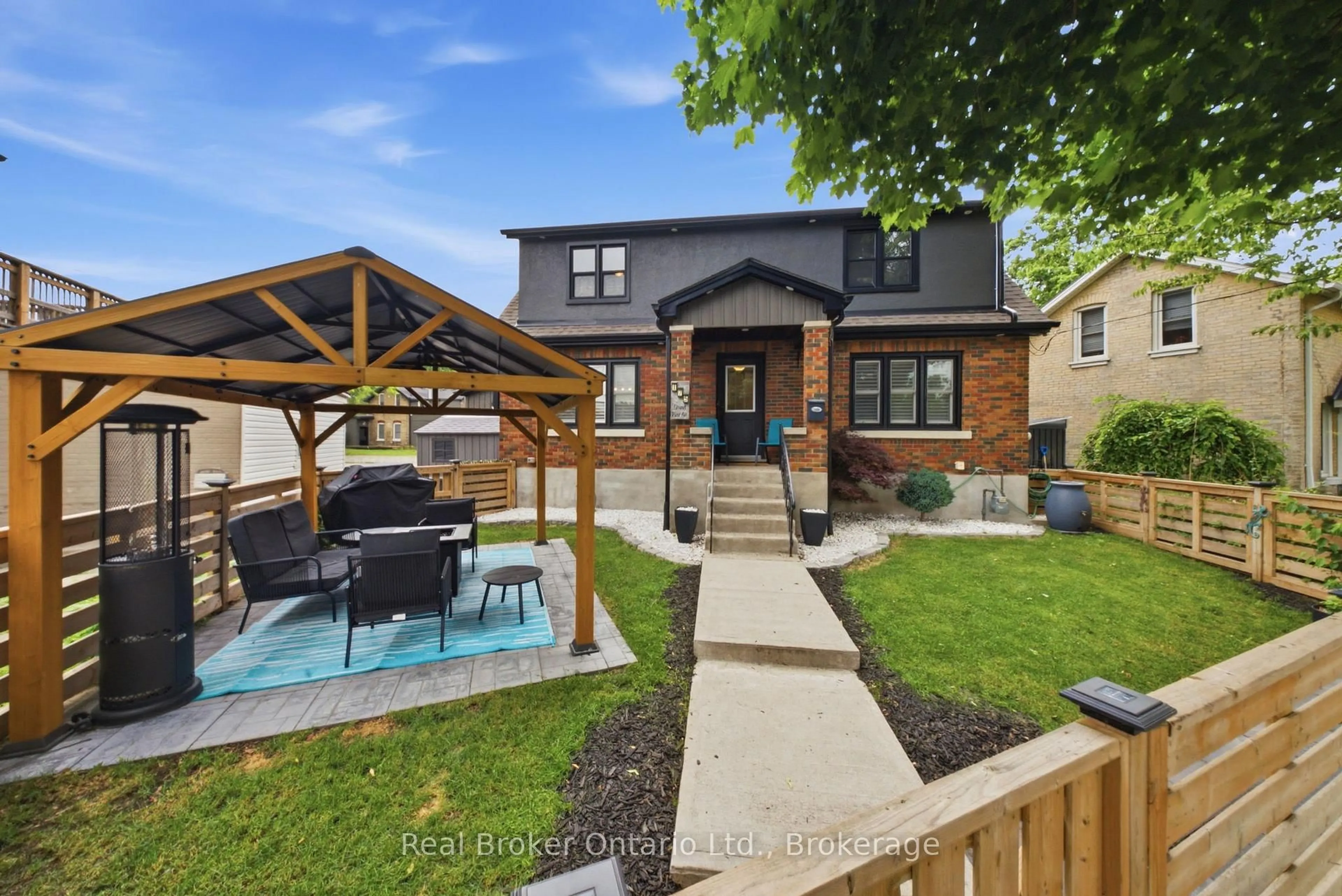 Home with brick exterior material, street for 175 Grand River Ave, Brantford Ontario N3T 4X7